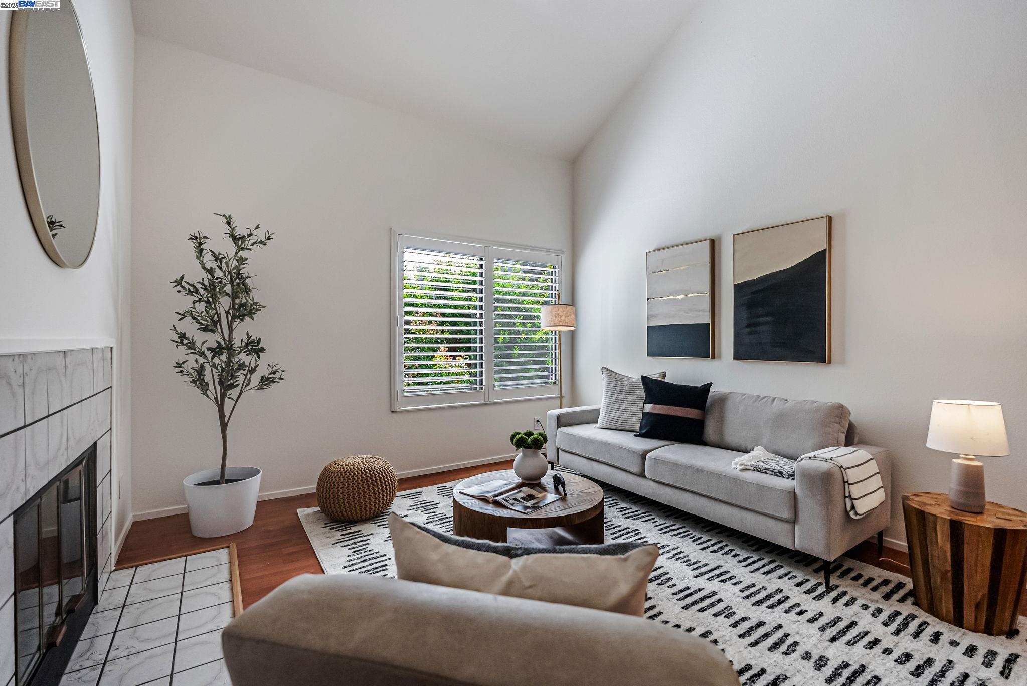 34722 Siward Drive, Fremont, California 94555, 4 Bedrooms Bedrooms, 7 Rooms Rooms,2 BathroomsBathrooms,Residential,For Sale,34722 Siward Drive,41101310