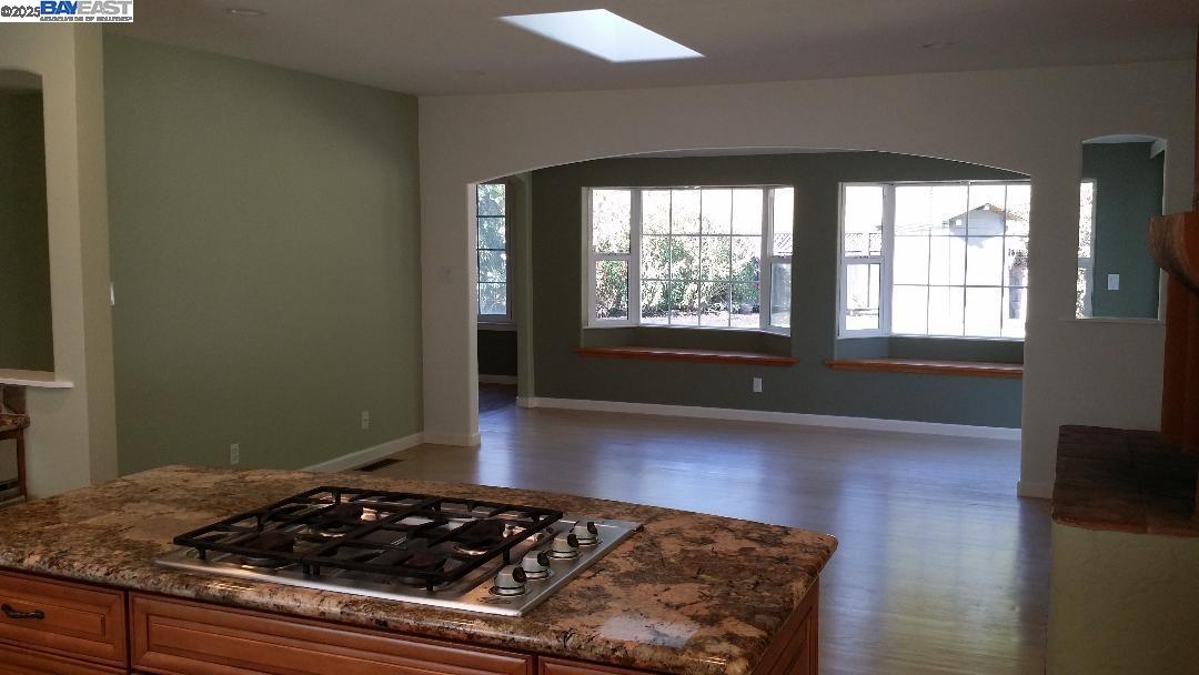 3 Southwaite ct, Orinda, California 94563, 4 Bedrooms Bedrooms, 8 Rooms Rooms,2 BathroomsBathrooms,Residential Lease,For Rent,3 Southwaite ct,41101318