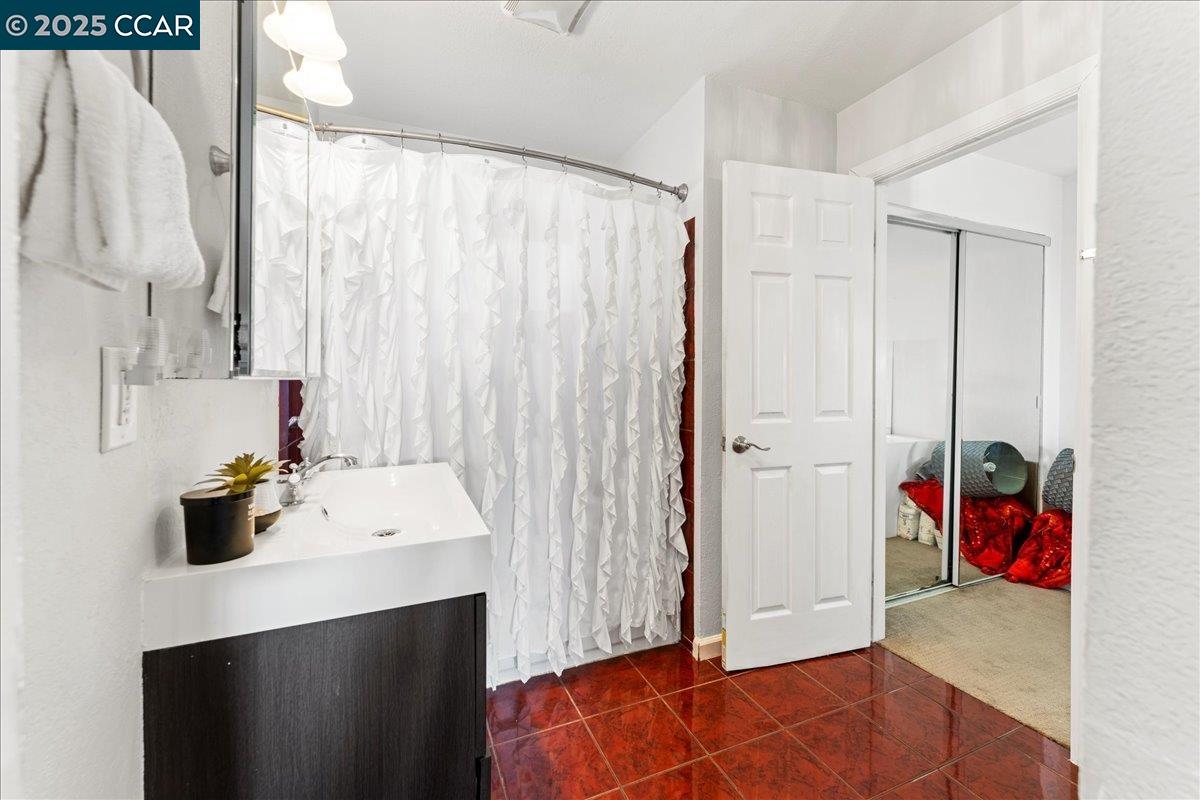 Detail Gallery Image 18 of 59 For 16543 Hannah Dr, San Leandro,  CA 94578 - 4 Beds | 2 Baths