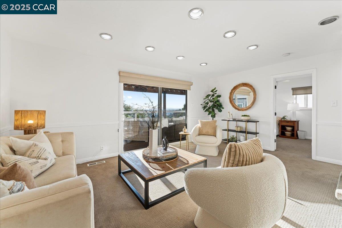 Detail Gallery Image 22 of 59 For 16543 Hannah Dr, San Leandro,  CA 94578 - 4 Beds | 2 Baths