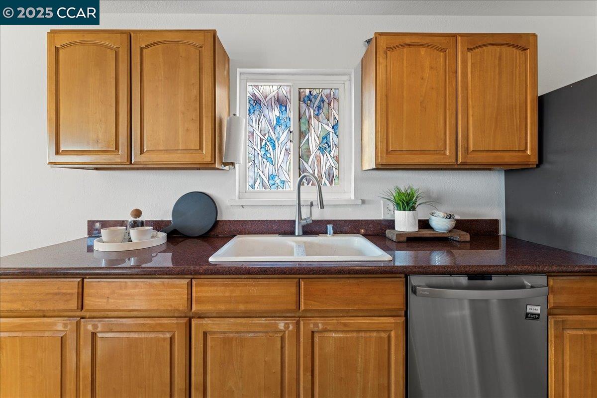 Detail Gallery Image 38 of 59 For 16543 Hannah Dr, San Leandro,  CA 94578 - 4 Beds | 2 Baths
