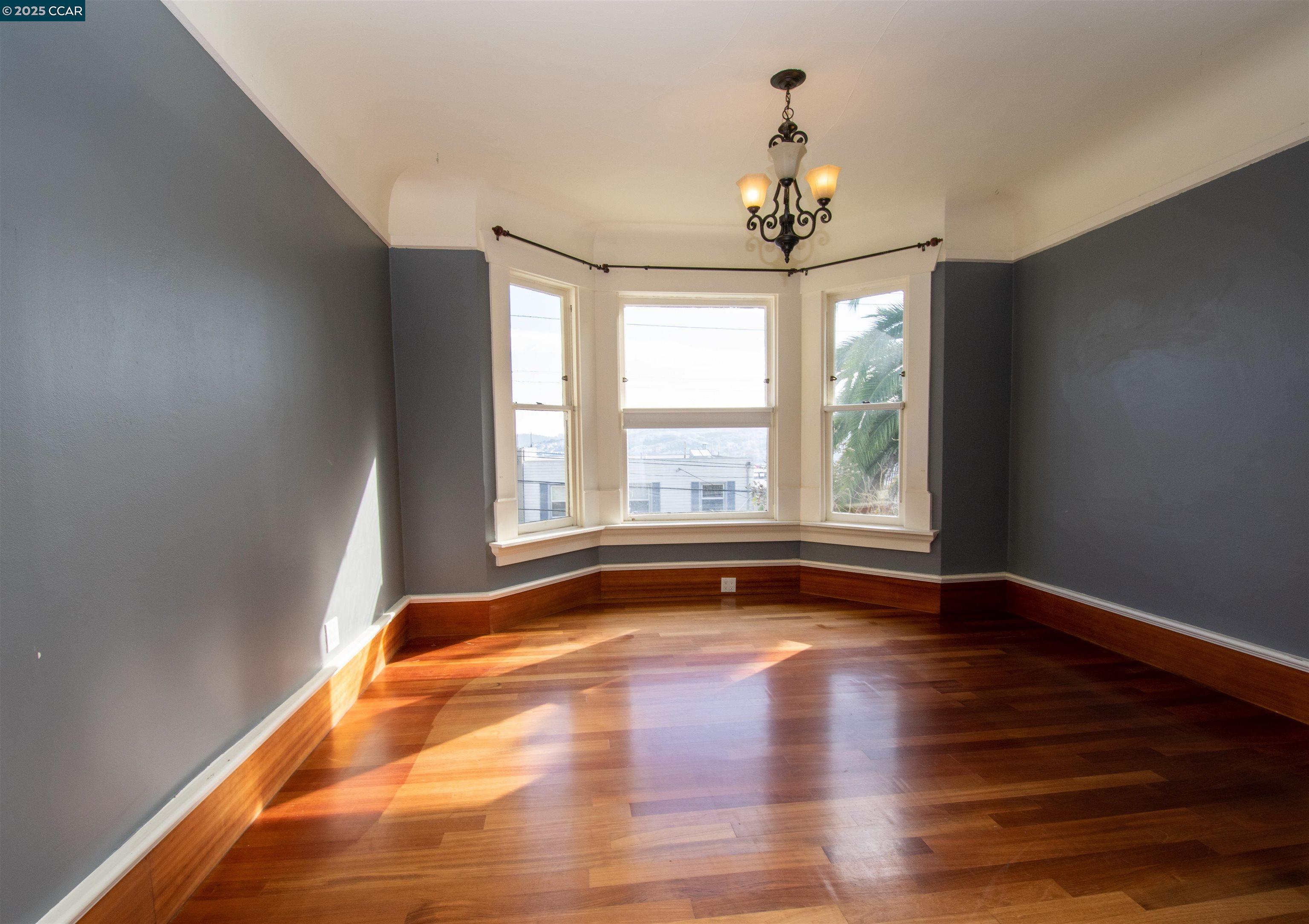 Detail Gallery Image 8 of 18 For 246 Bemis St, San Francisco,  CA 94131 - – Beds | – Baths