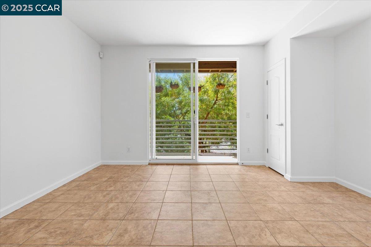 Detail Gallery Image 8 of 40 For 1582 Chandler St #131,  Oakland,  CA 94603 - 2 Beds | 2 Baths