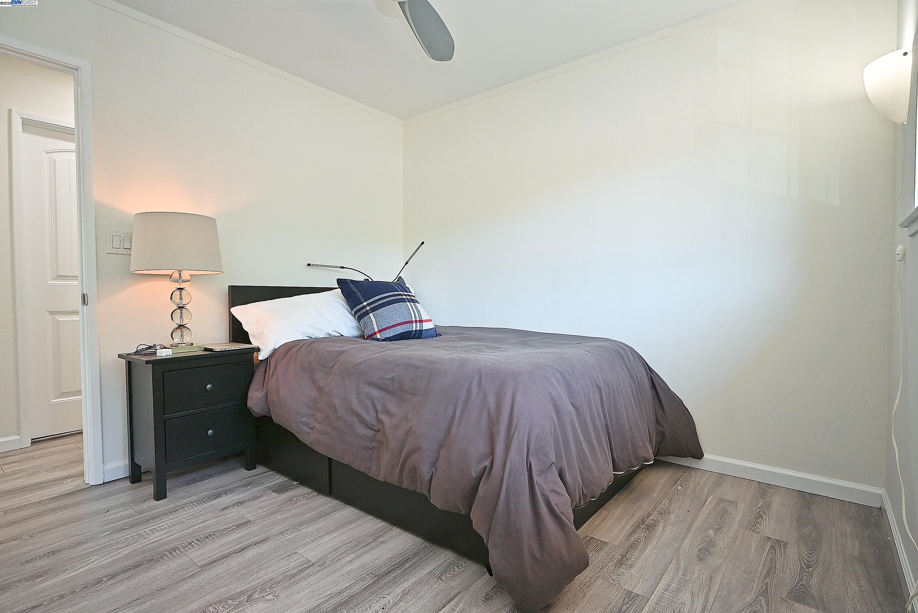 Detail Gallery Image 27 of 49 For 15 El Portal Ct, Clayton,  CA 94517 - 5 Beds | 2/1 Baths
