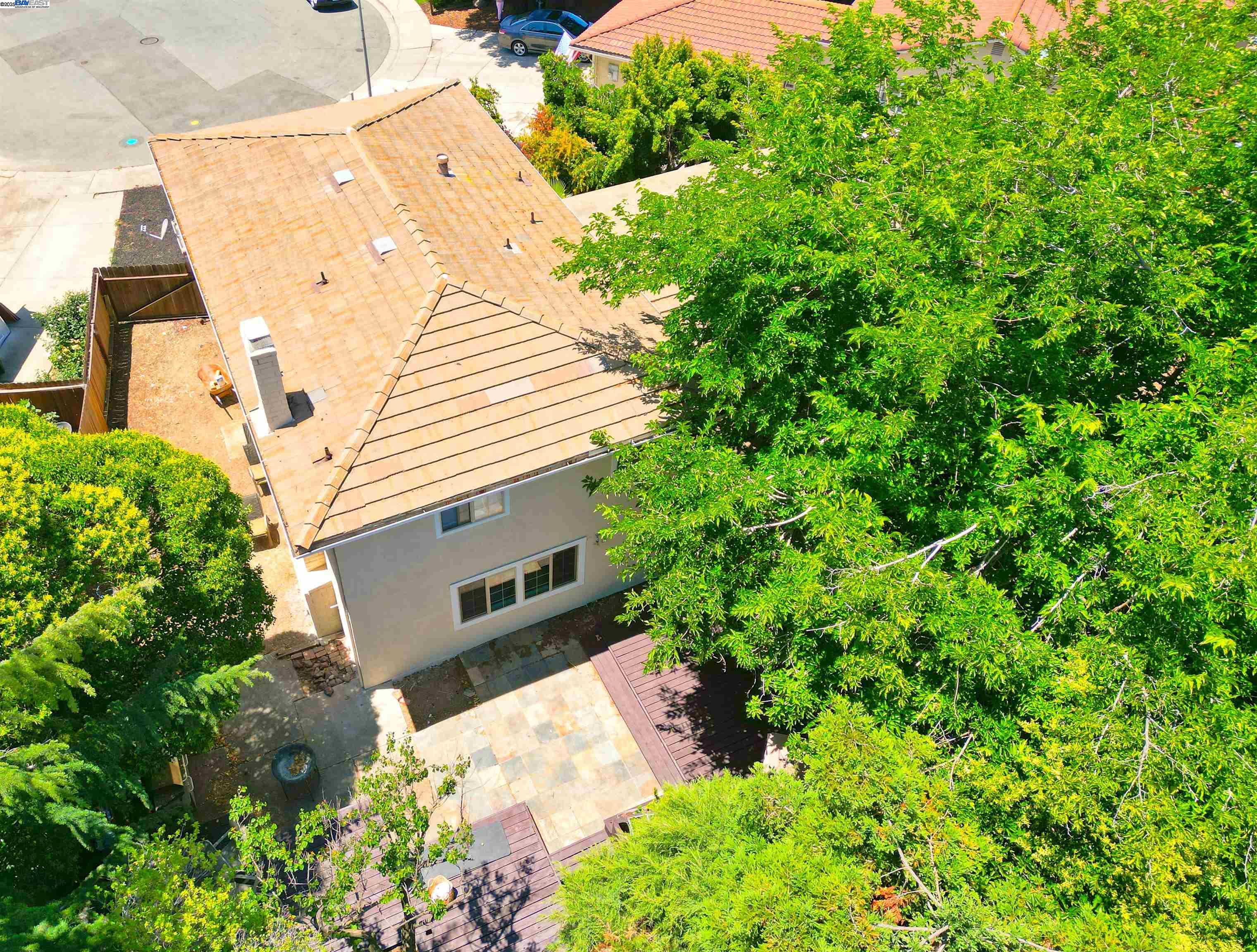 Detail Gallery Image 39 of 49 For 15 El Portal Ct, Clayton,  CA 94517 - 5 Beds | 2/1 Baths