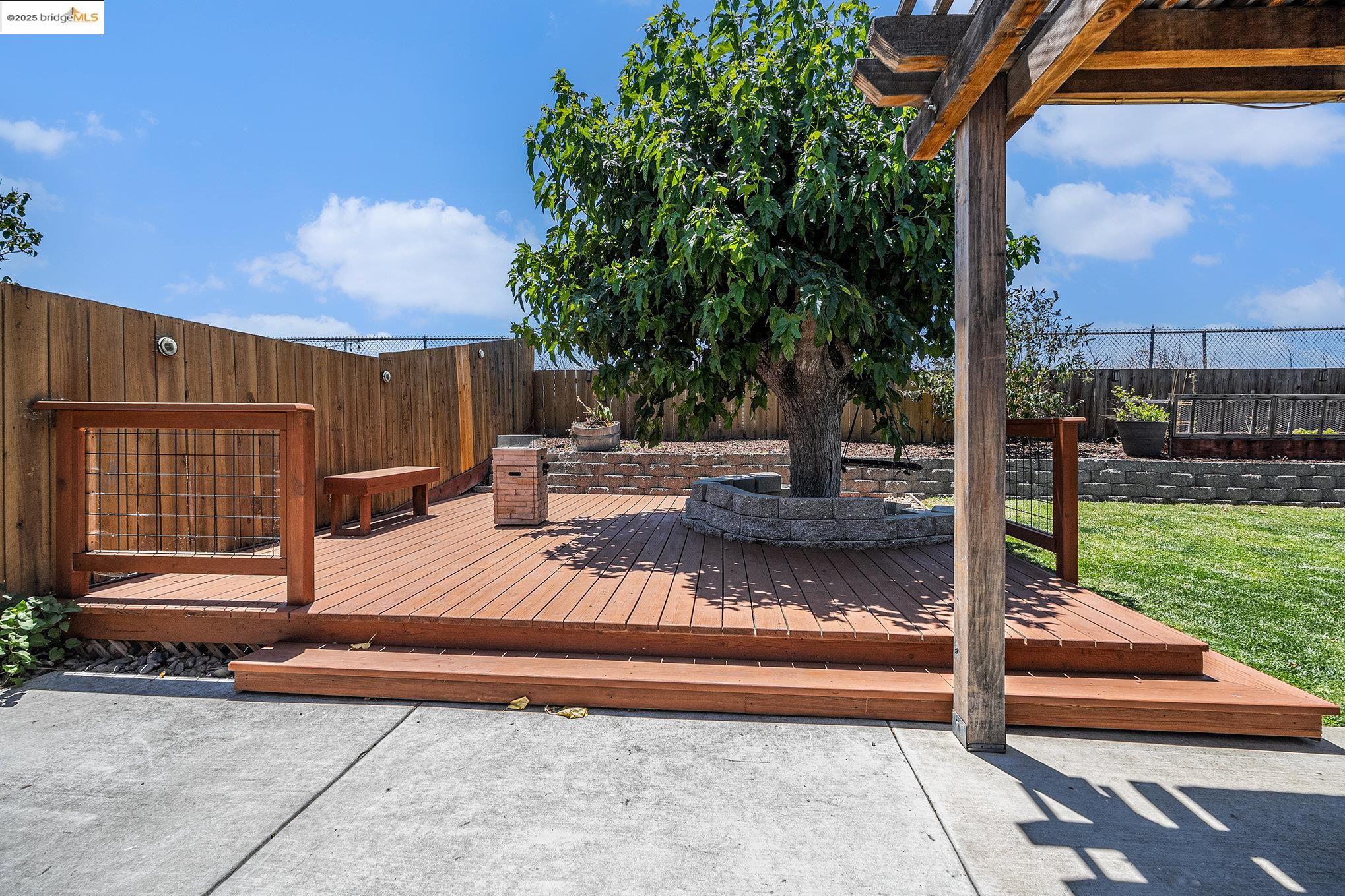 Detail Gallery Image 19 of 28 For 743 Andrea Way, Pittsburg,  CA 94565 - 3 Beds | 2 Baths