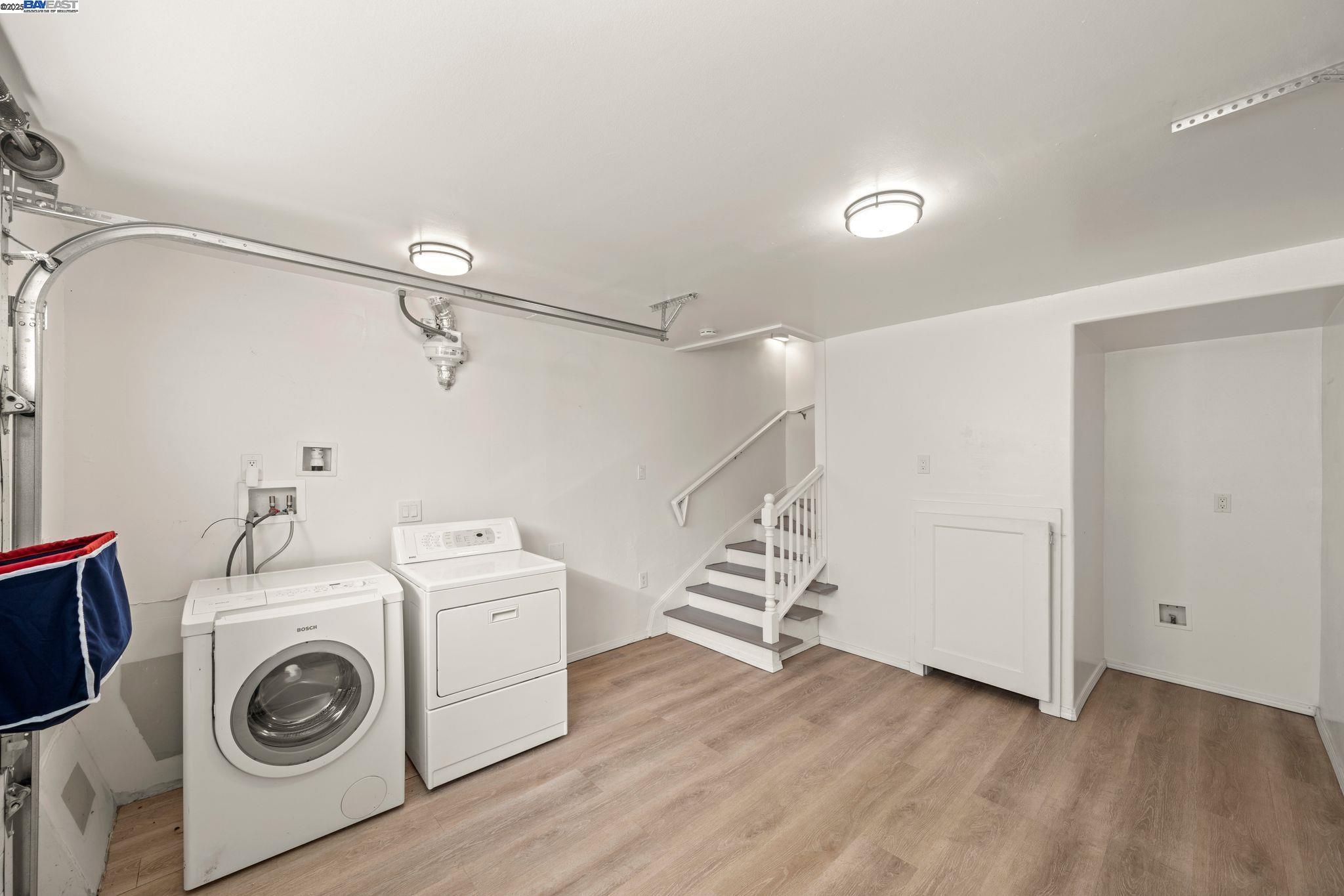Detail Gallery Image 26 of 34 For 2215 Park Blvd, Oakland,  CA 94606 - 3 Beds | 2/1 Baths