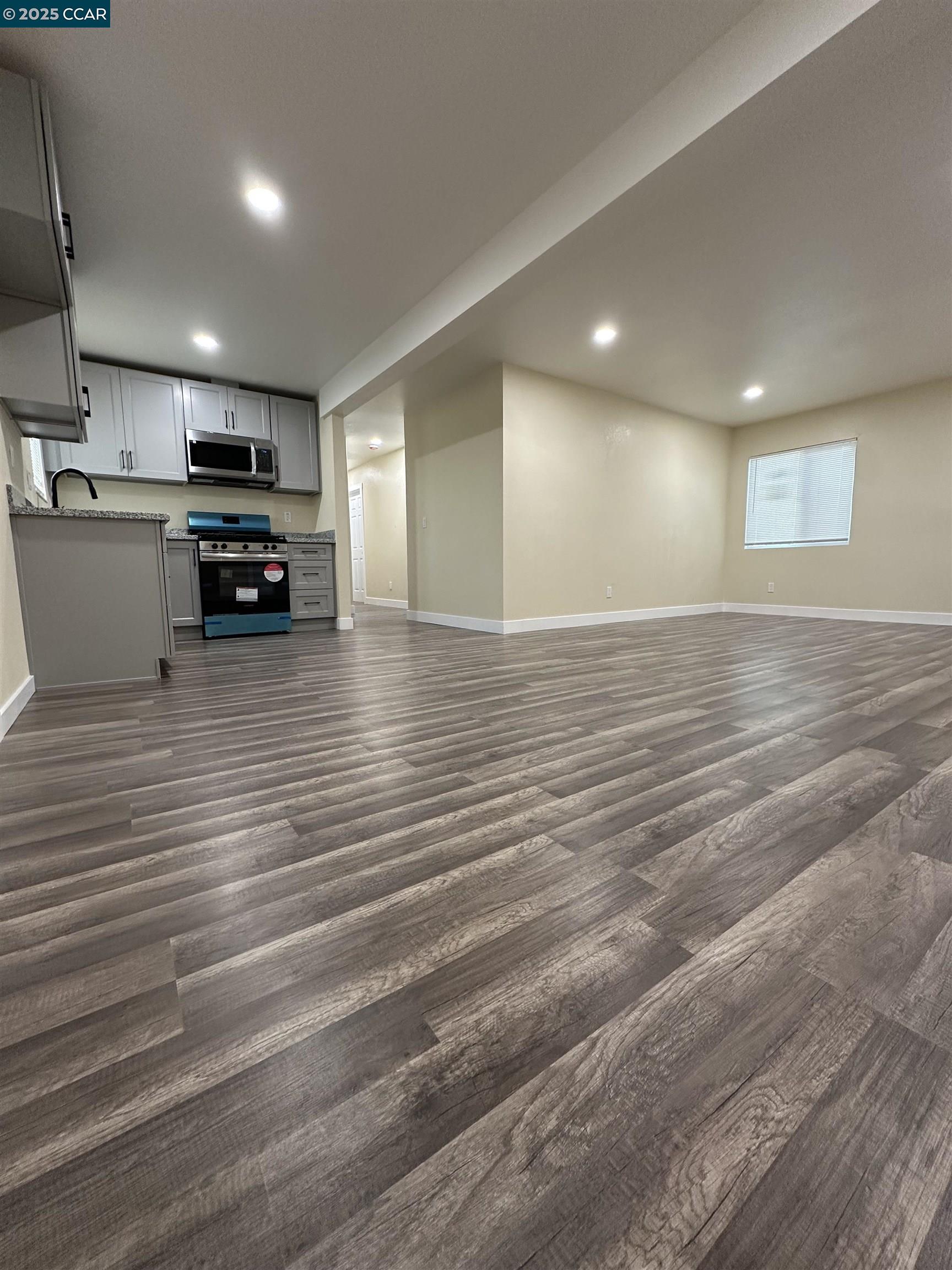 Detail Gallery Image 22 of 39 For 115 Amelia St, Vallejo,  CA 94589 - 4 Beds | 2 Baths