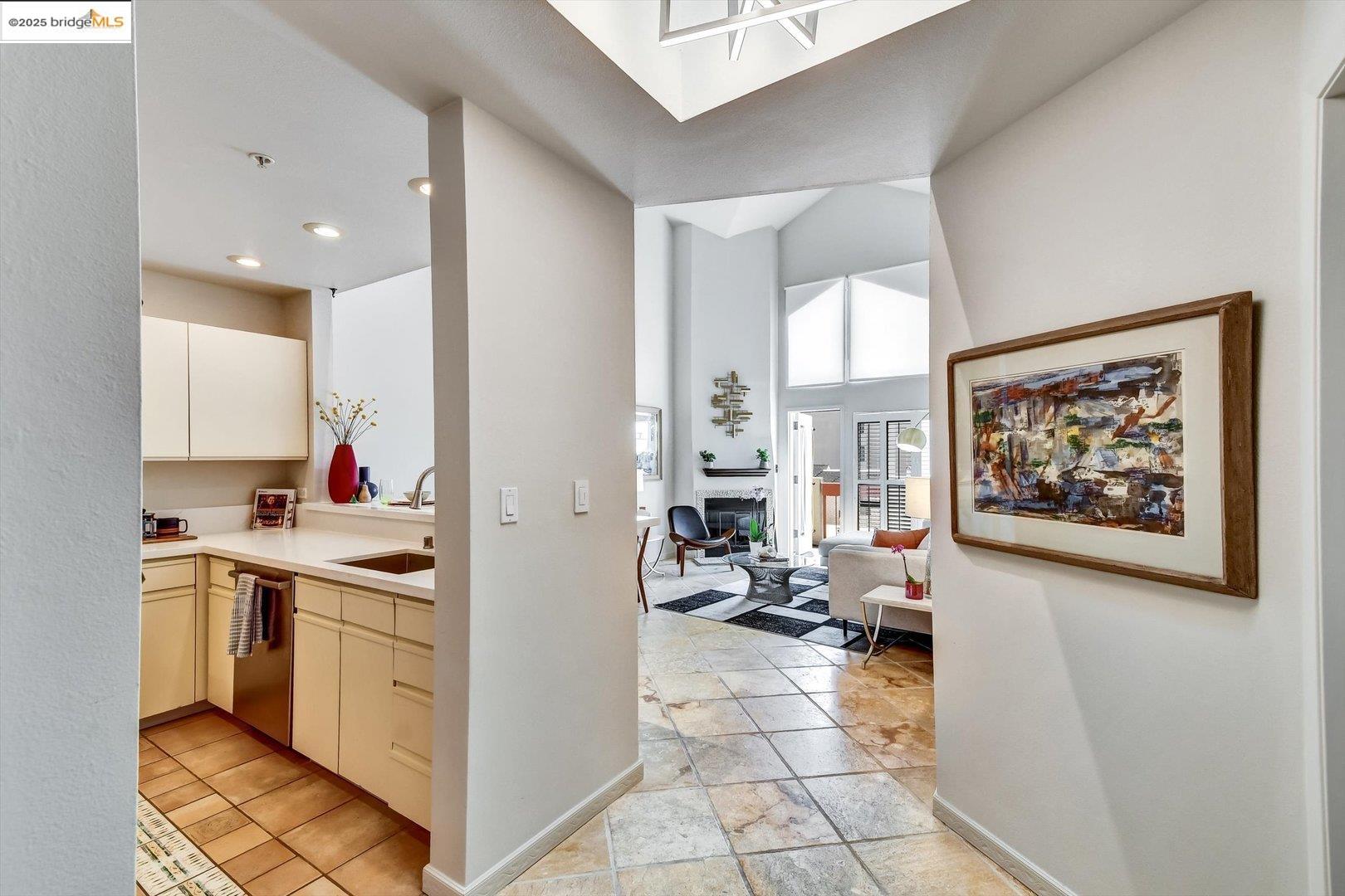 Photo #13: 41101353 Listing: Photo #13