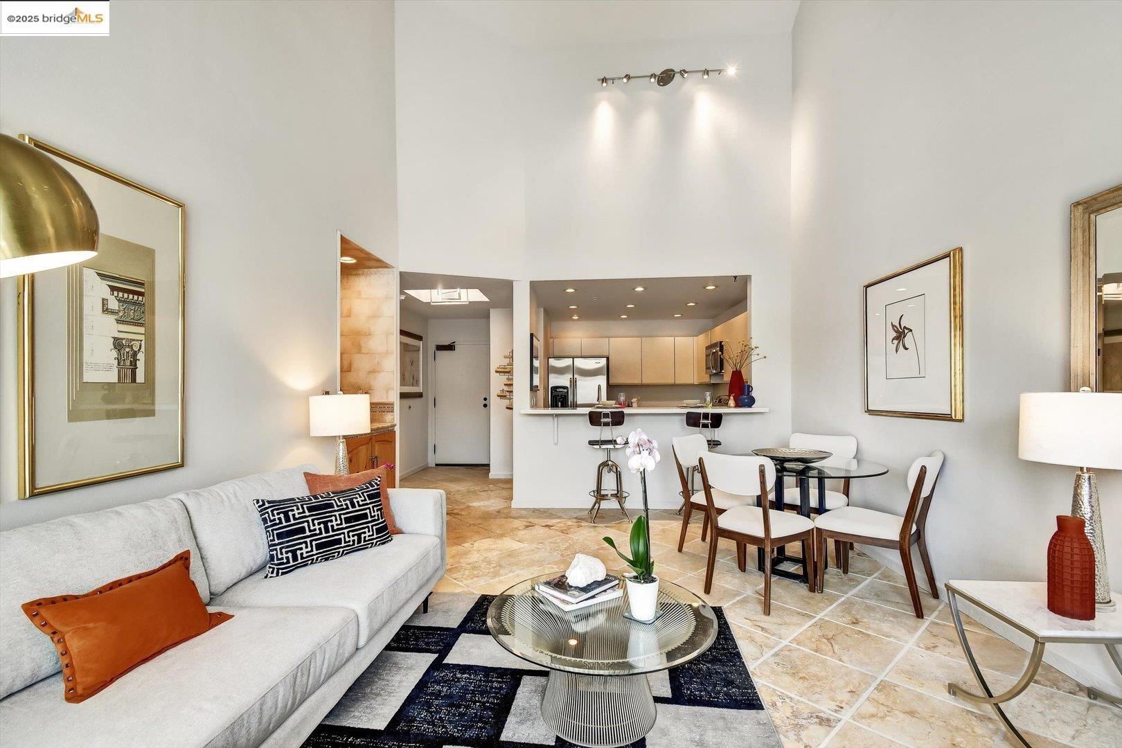Photo #10: 41101353 Listing: Photo #10