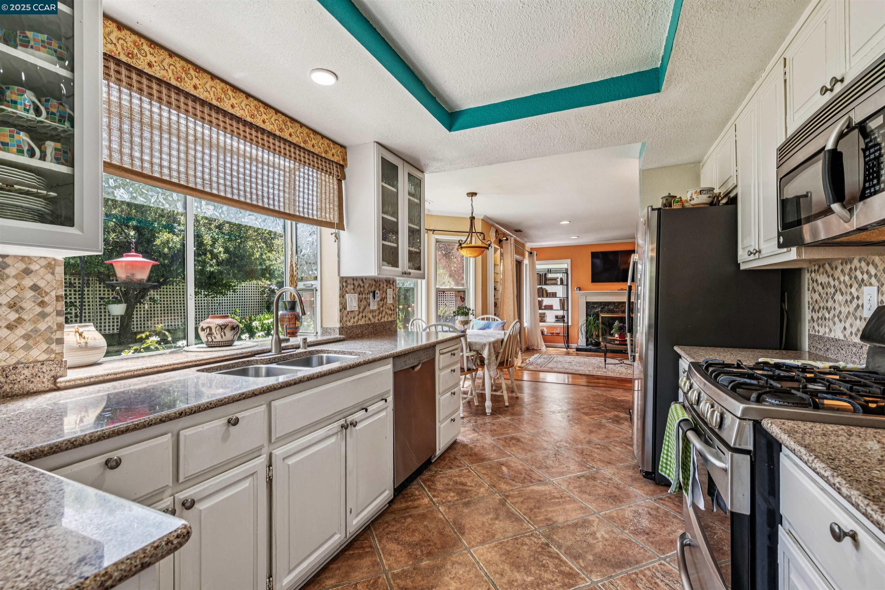Detail Gallery Image 26 of 53 For 3232 Highpointe Ct, Richmond,  CA 94806 - 4 Beds | 3 Baths