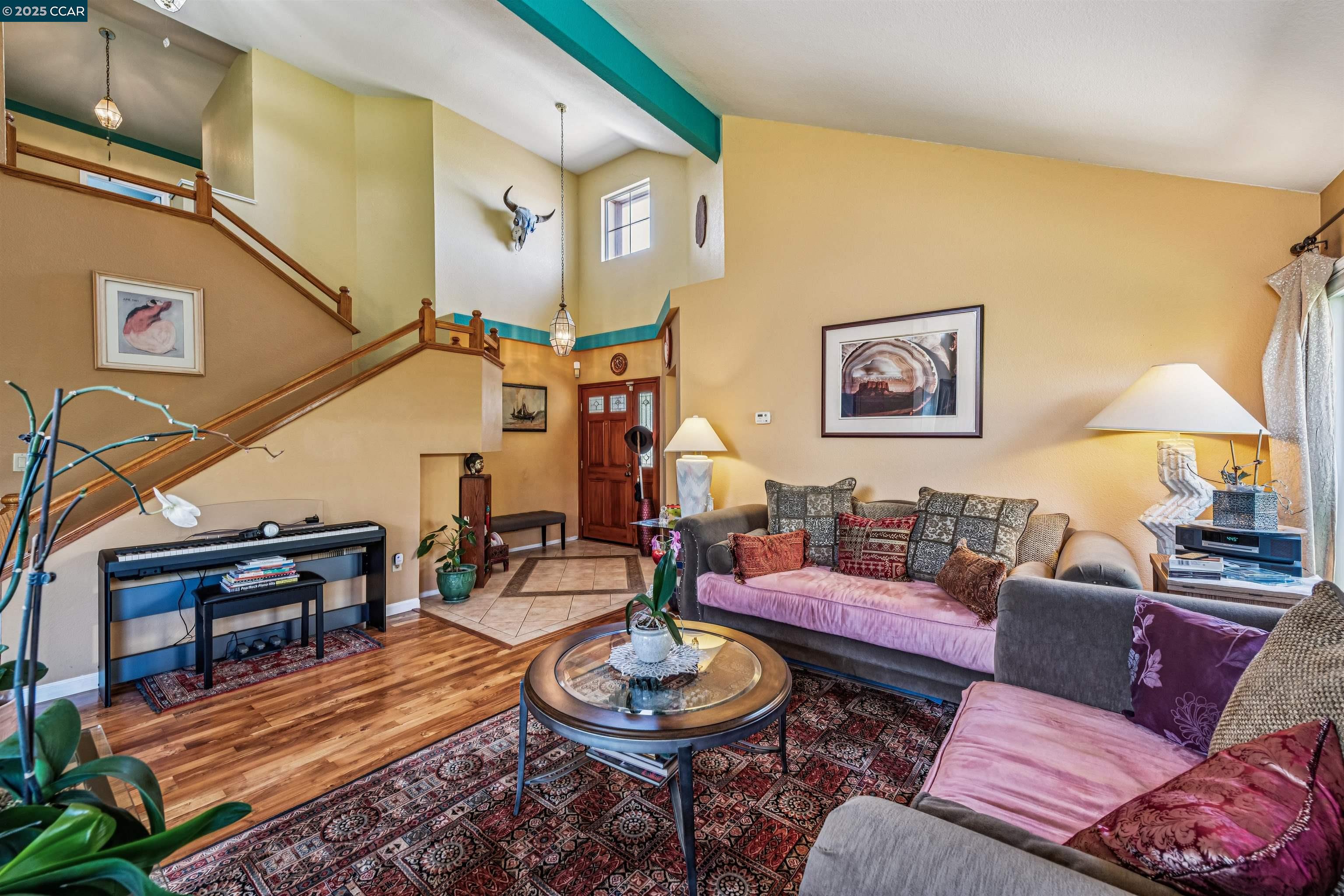 Detail Gallery Image 9 of 53 For 3232 Highpointe Ct, Richmond,  CA 94806 - 4 Beds | 3 Baths