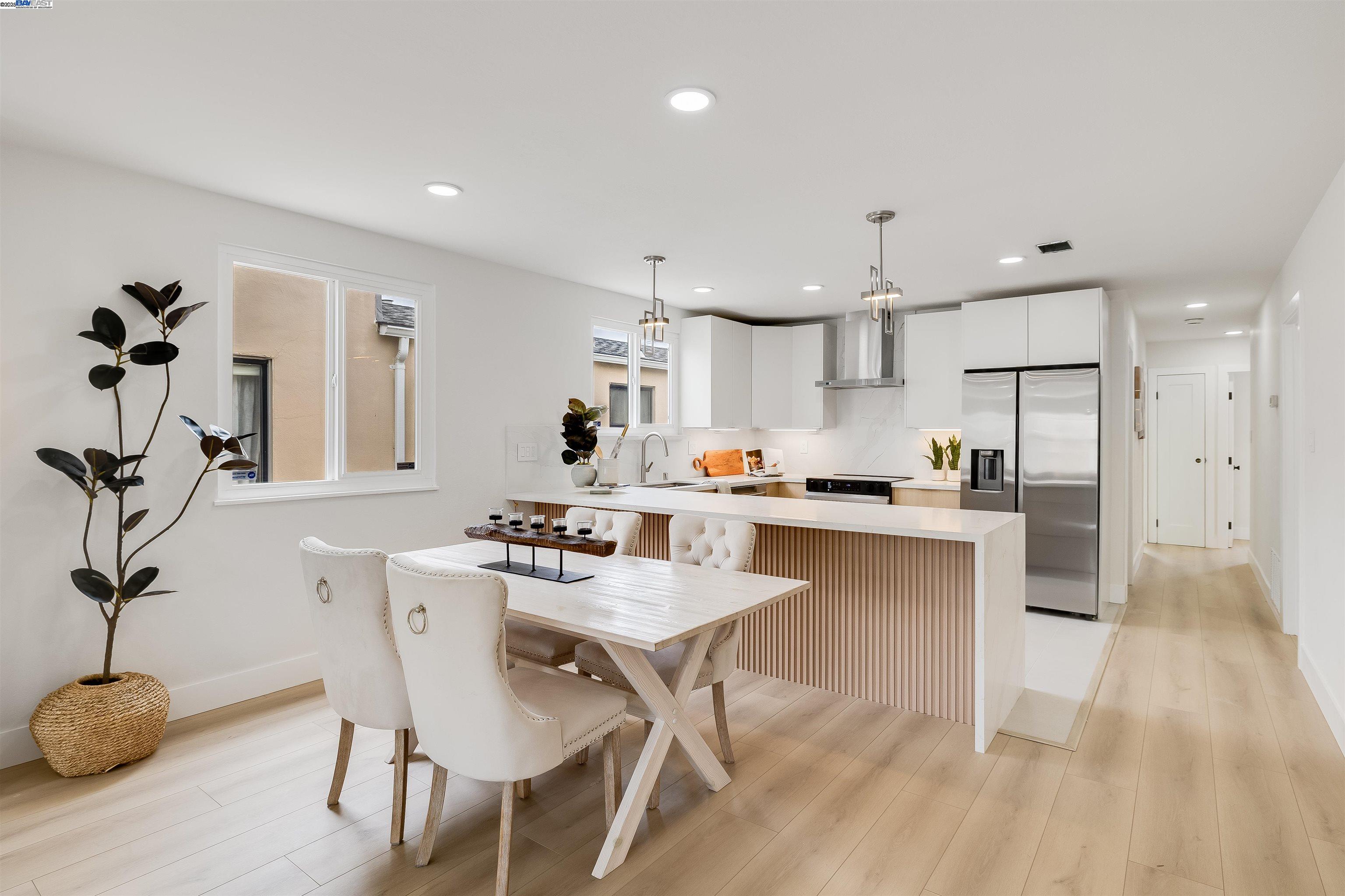 Detail Gallery Image 11 of 45 For 395 Palomar Dr, Daly City,  CA 94015 - 3 Beds | 2 Baths