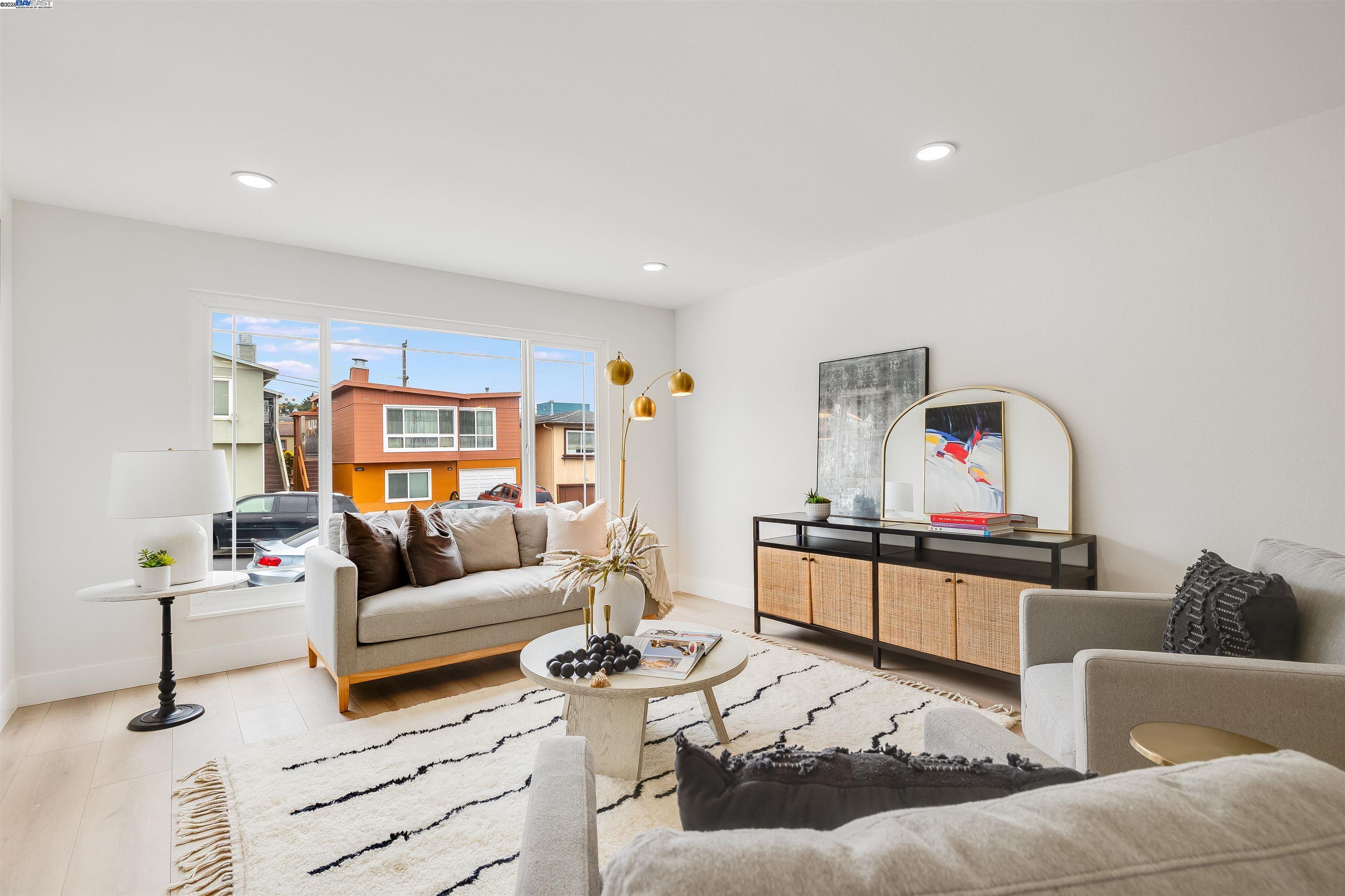 Detail Gallery Image 12 of 45 For 395 Palomar Dr, Daly City,  CA 94015 - 3 Beds | 2 Baths