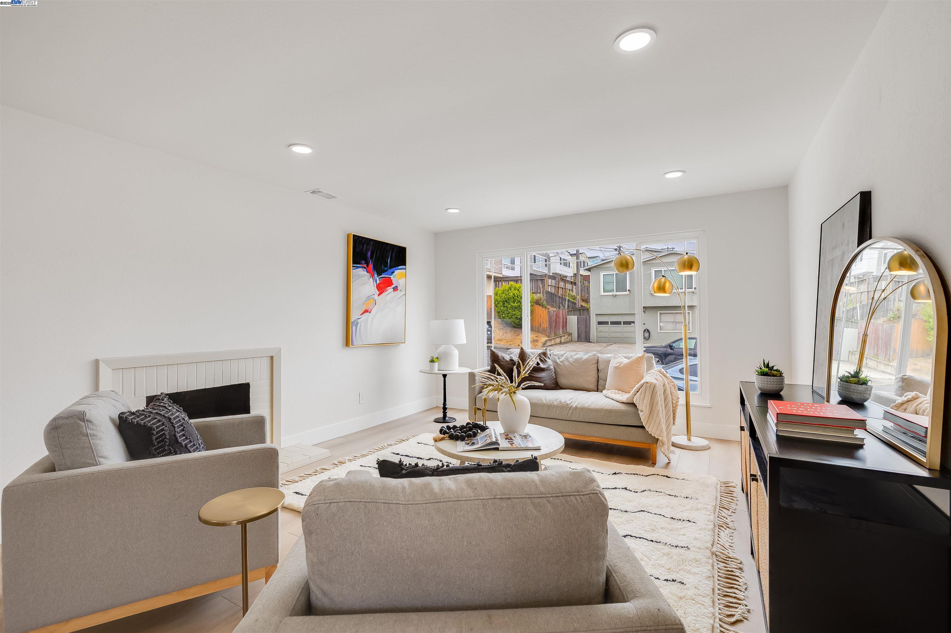 Detail Gallery Image 15 of 45 For 395 Palomar Dr, Daly City,  CA 94015 - 3 Beds | 2 Baths