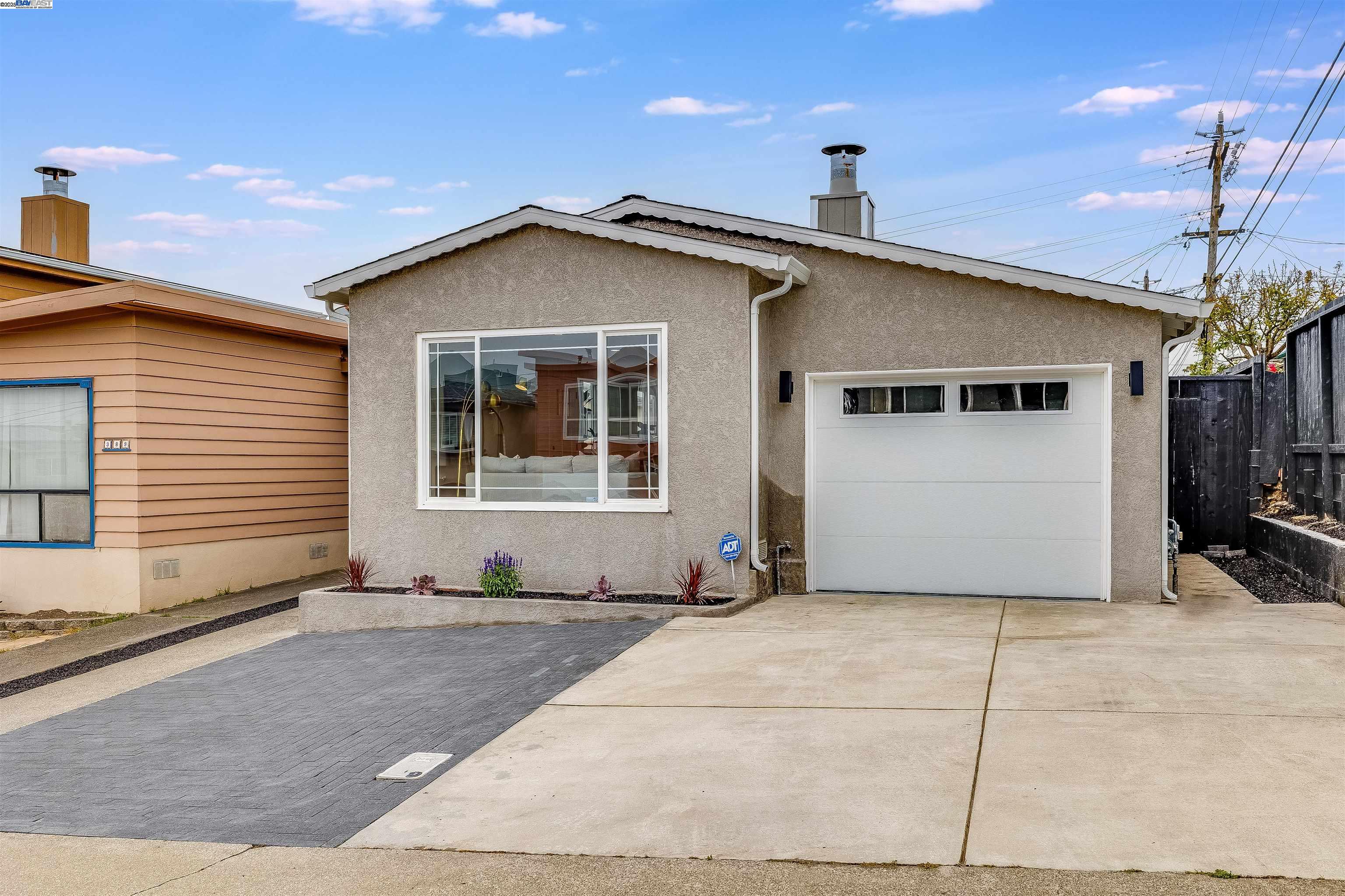 Detail Gallery Image 3 of 45 For 395 Palomar Dr, Daly City,  CA 94015 - 3 Beds | 2 Baths