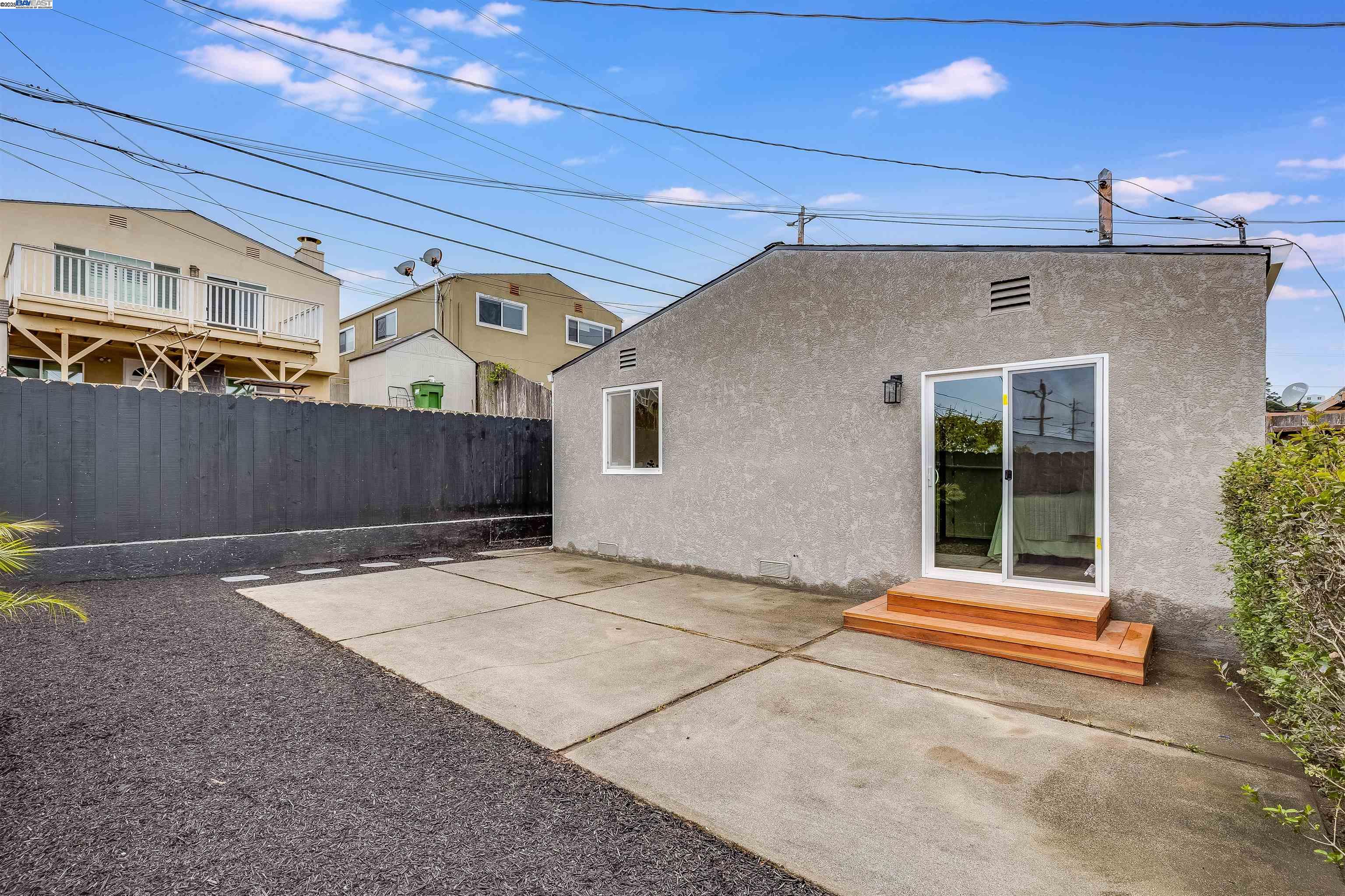 Detail Gallery Image 40 of 45 For 395 Palomar Dr, Daly City,  CA 94015 - 3 Beds | 2 Baths