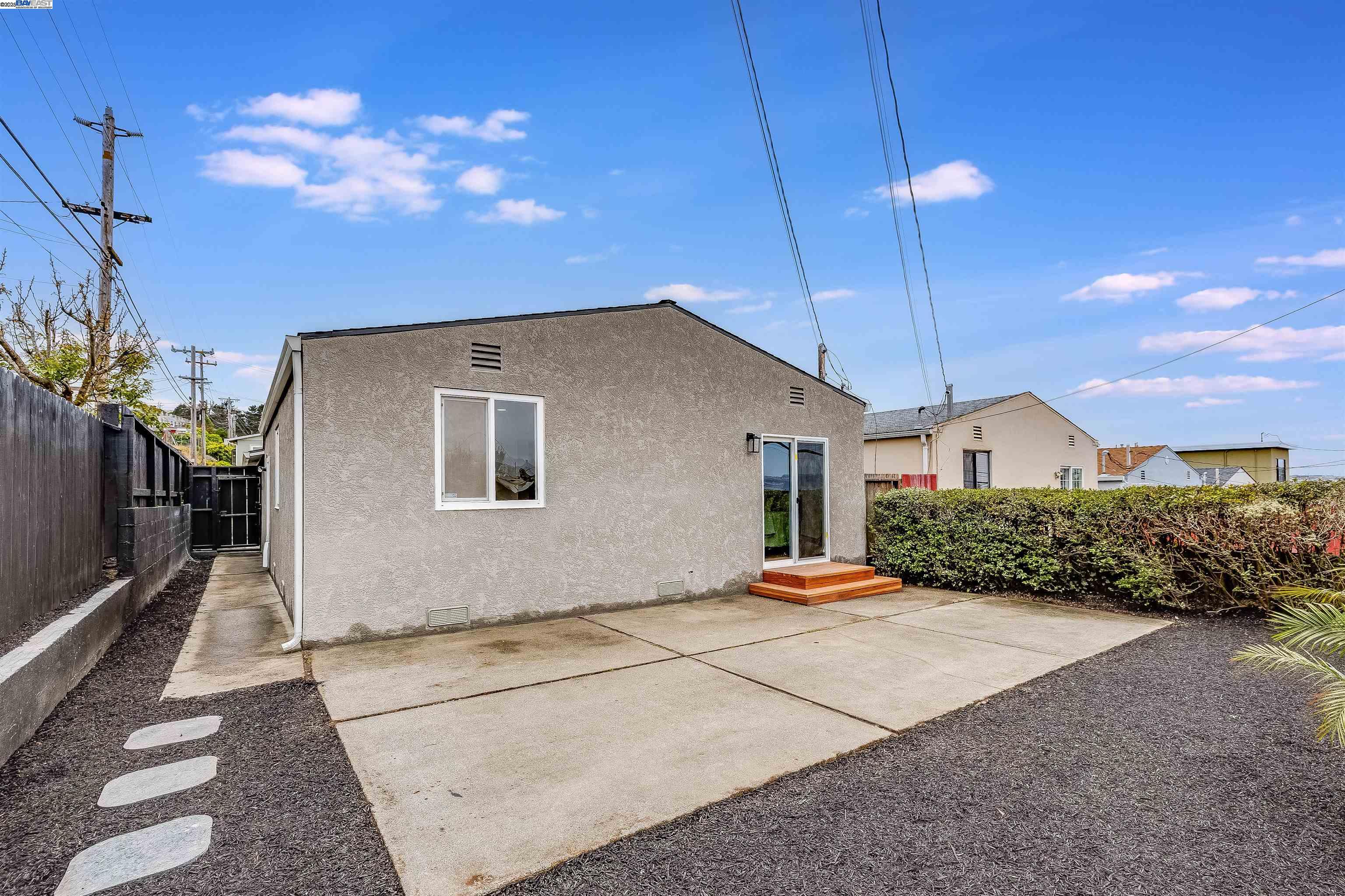 Detail Gallery Image 42 of 45 For 395 Palomar Dr, Daly City,  CA 94015 - 3 Beds | 2 Baths