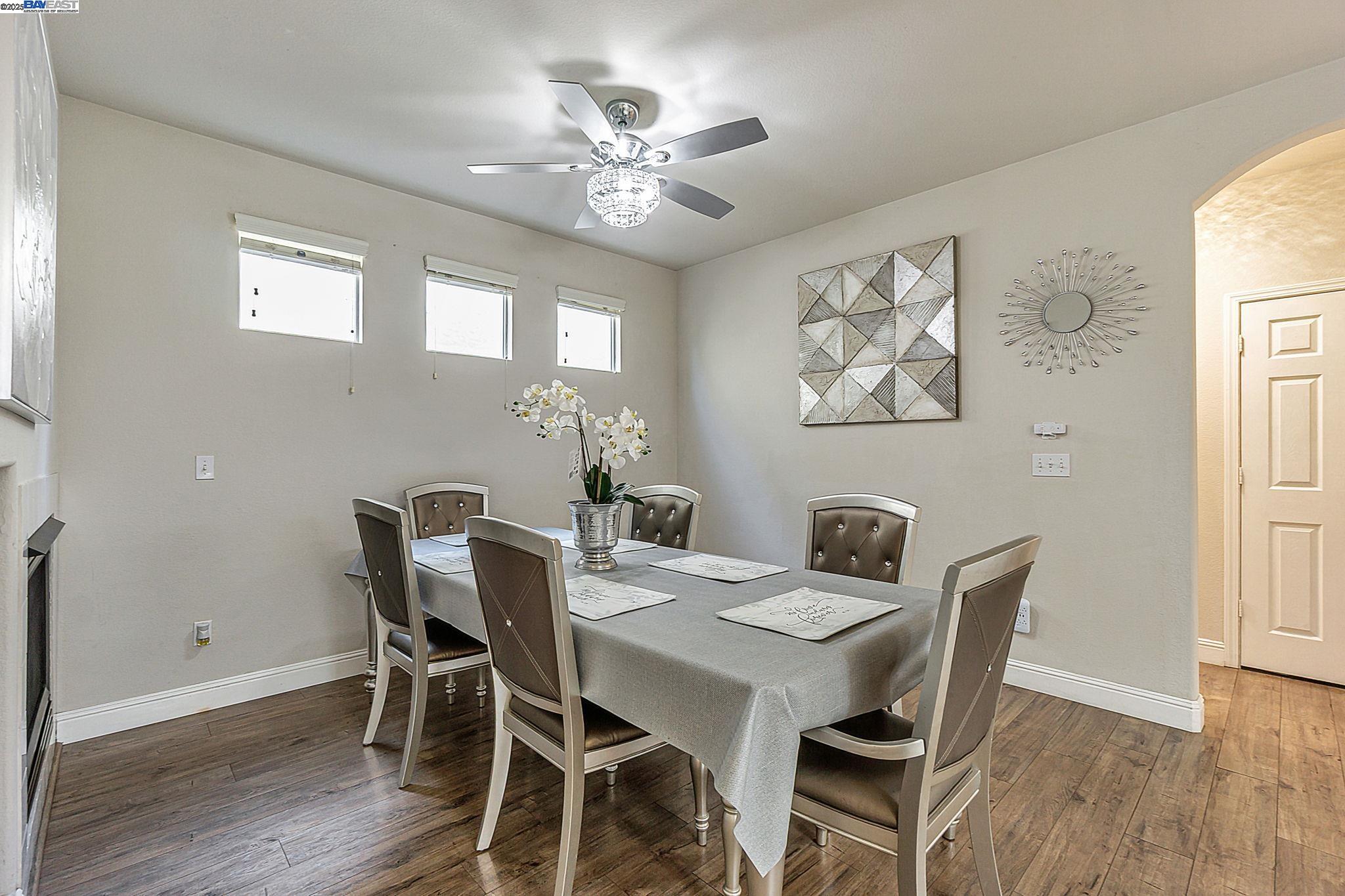 Detail Gallery Image 14 of 44 For 3816 Claire St, Stockton,  CA 95212 - 4 Beds | 2/1 Baths
