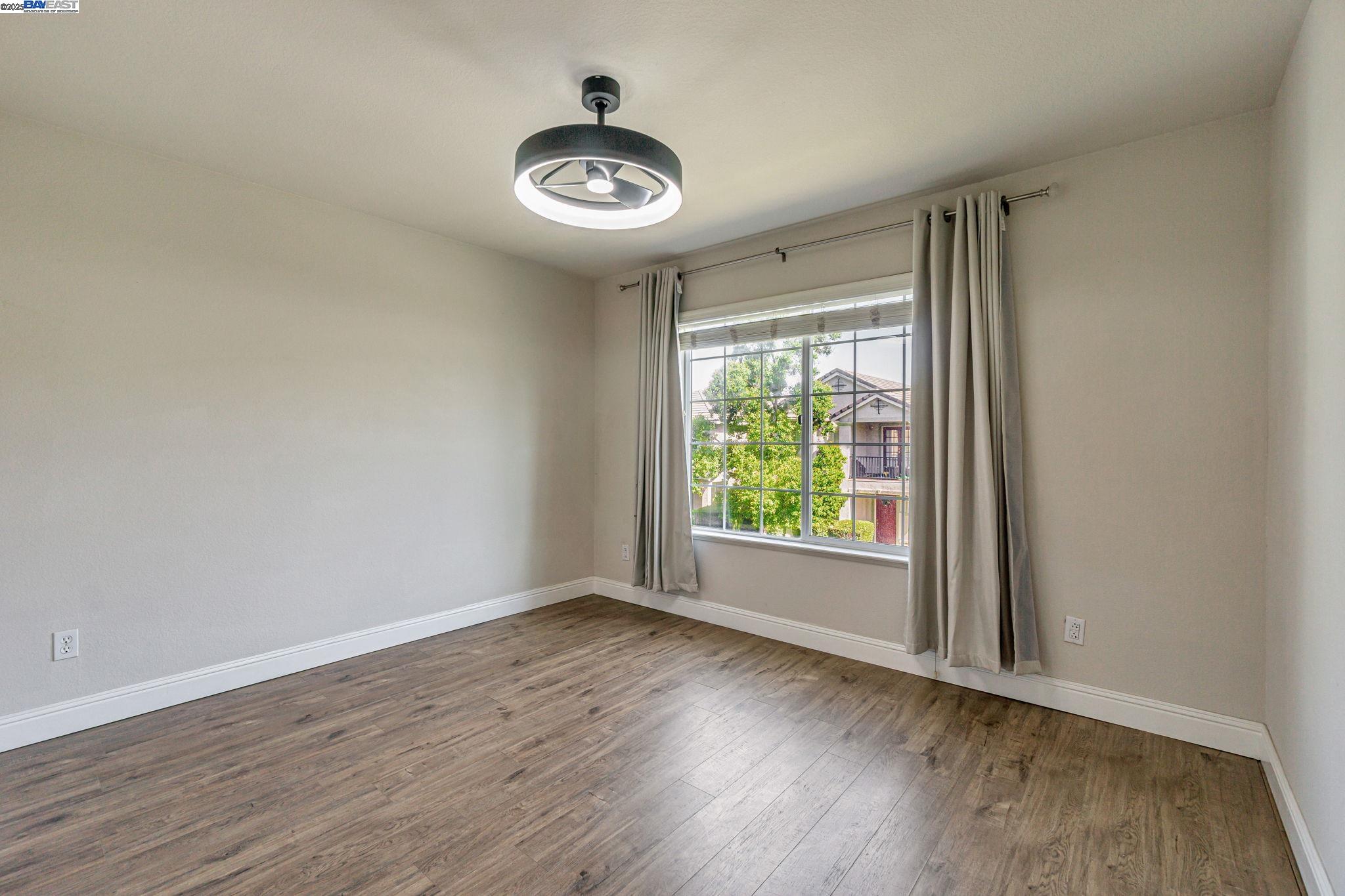 Detail Gallery Image 21 of 44 For 3816 Claire St, Stockton,  CA 95212 - 4 Beds | 2/1 Baths