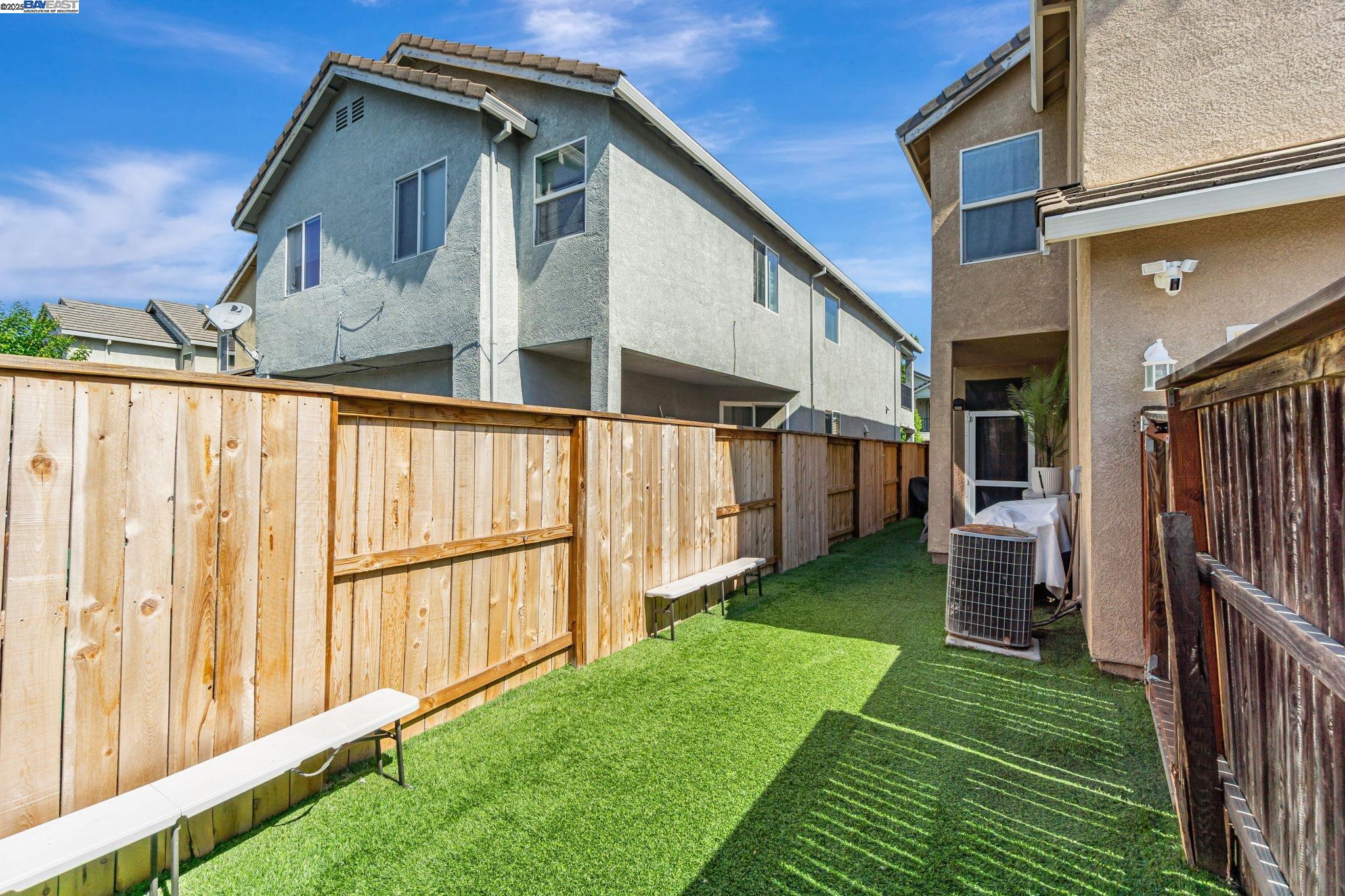 Detail Gallery Image 37 of 44 For 3816 Claire St, Stockton,  CA 95212 - 4 Beds | 2/1 Baths
