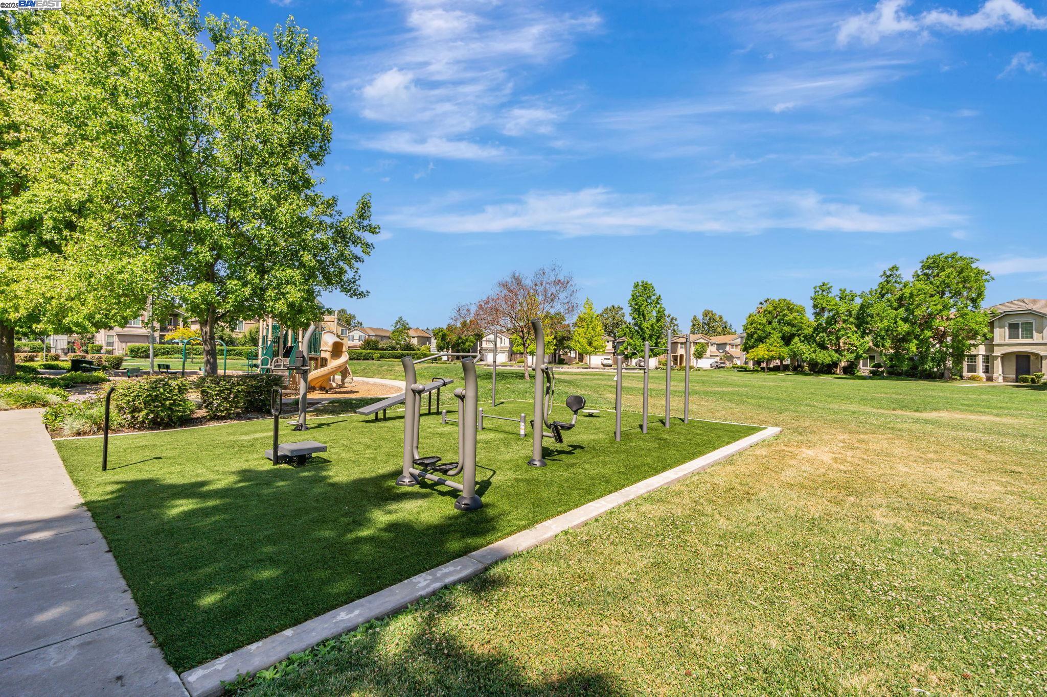 Detail Gallery Image 38 of 44 For 3816 Claire St, Stockton,  CA 95212 - 4 Beds | 2/1 Baths