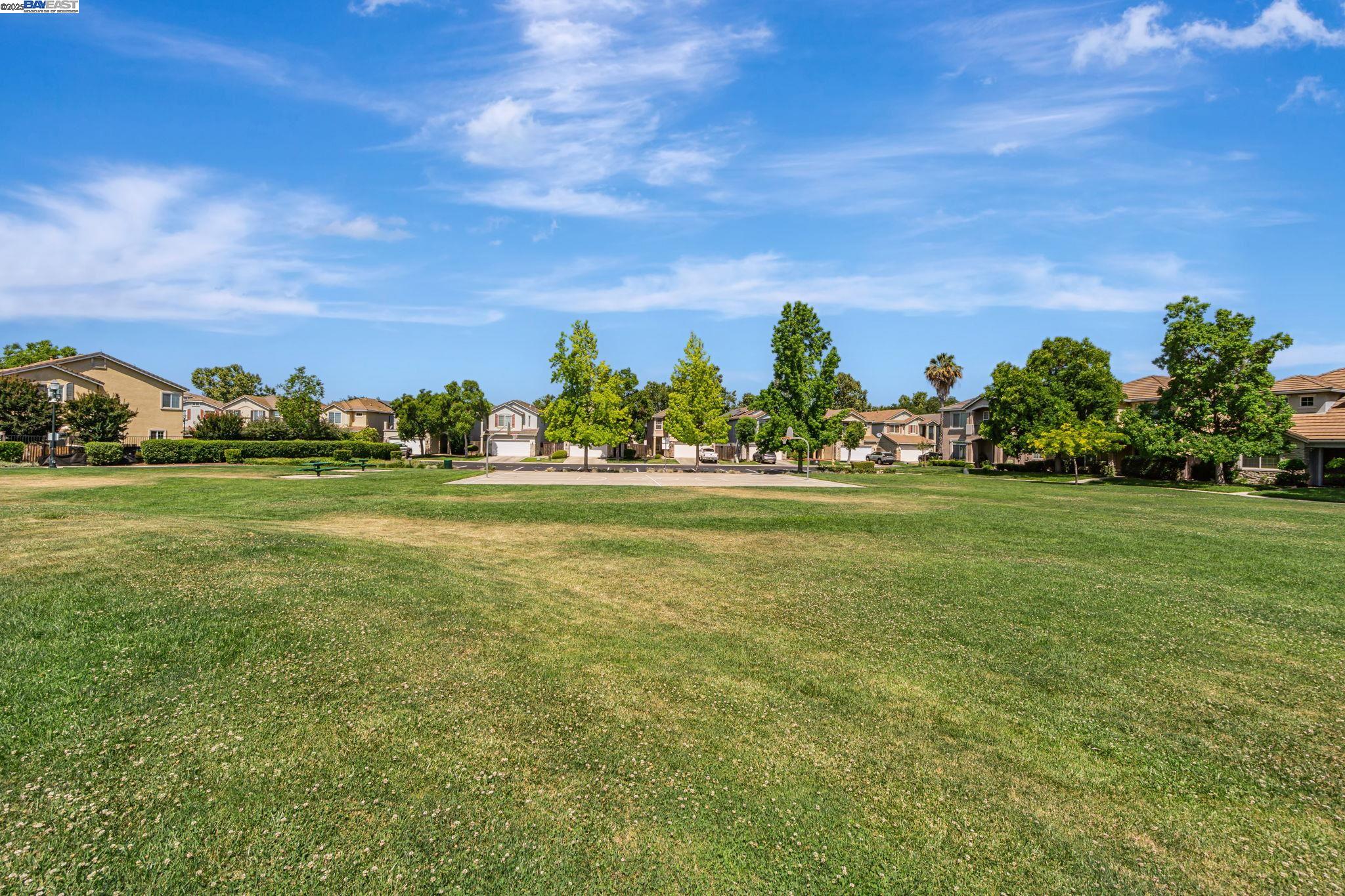 Detail Gallery Image 40 of 44 For 3816 Claire St, Stockton,  CA 95212 - 4 Beds | 2/1 Baths