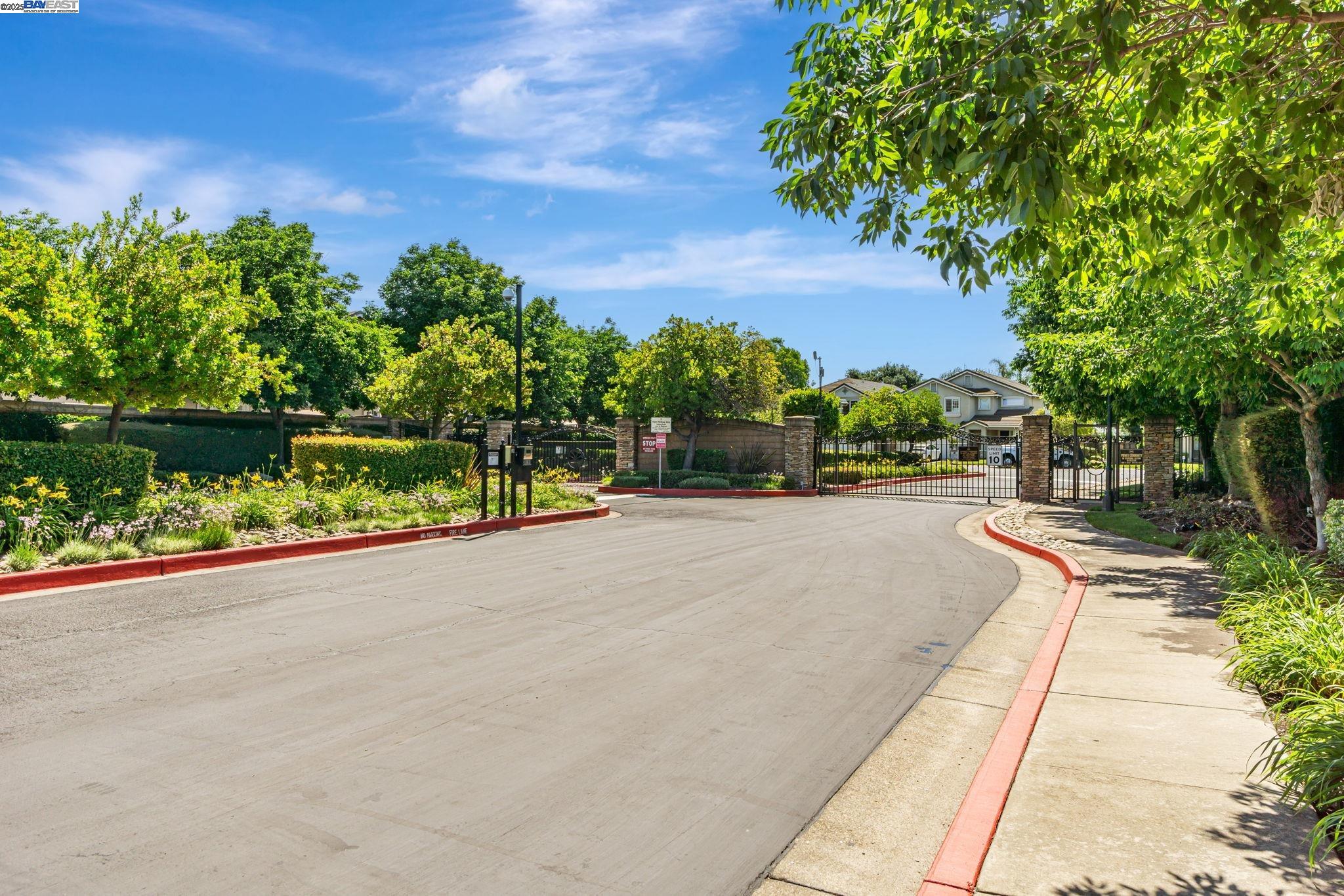 Detail Gallery Image 43 of 44 For 3816 Claire St, Stockton,  CA 95212 - 4 Beds | 2/1 Baths