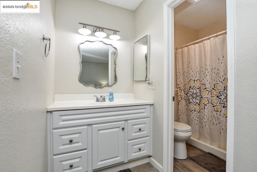 Detail Gallery Image 14 of 21 For 1333 N Camino Alto #249,  Vallejo,  CA 94589 - 3 Beds | 2 Baths