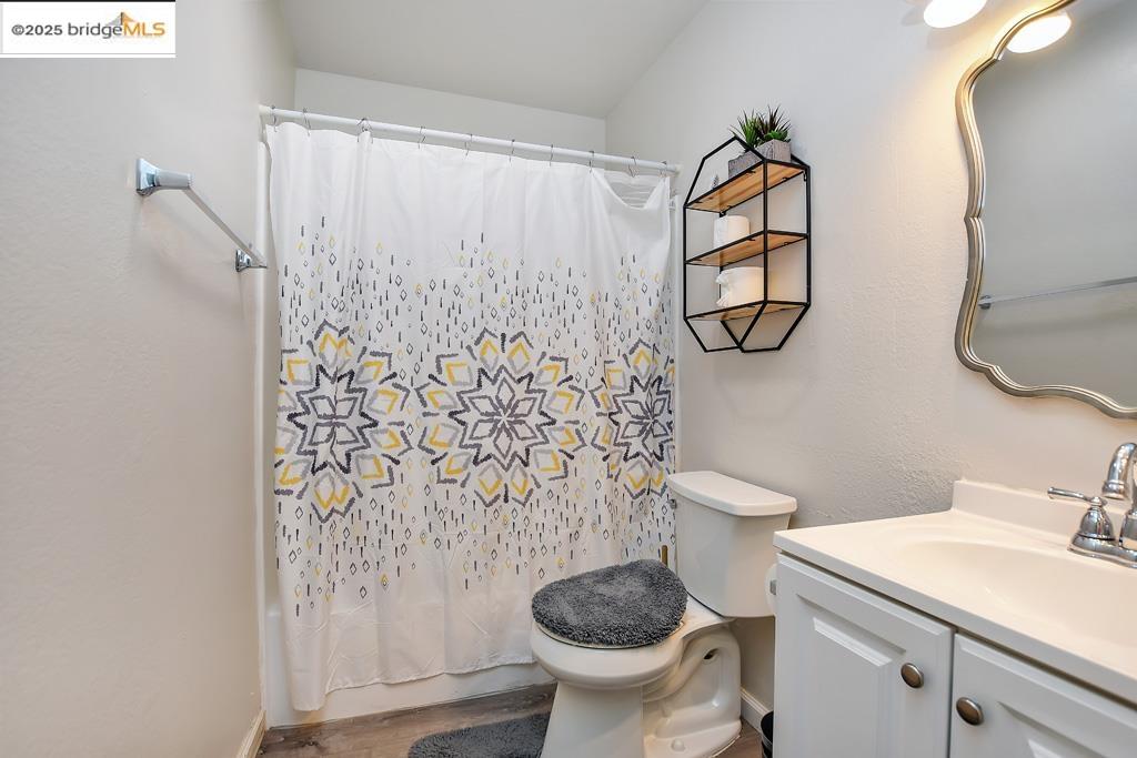 Detail Gallery Image 18 of 21 For 1333 N Camino Alto #249,  Vallejo,  CA 94589 - 3 Beds | 2 Baths