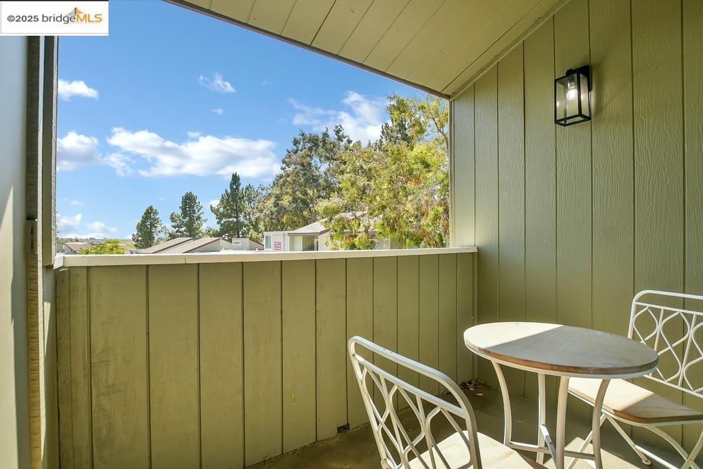 Detail Gallery Image 19 of 21 For 1333 N Camino Alto #249,  Vallejo,  CA 94589 - 3 Beds | 2 Baths