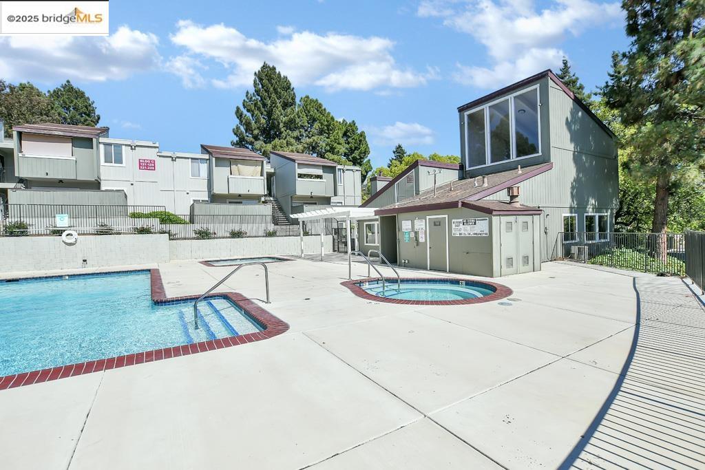 Detail Gallery Image 21 of 21 For 1333 N Camino Alto #249,  Vallejo,  CA 94589 - 3 Beds | 2 Baths