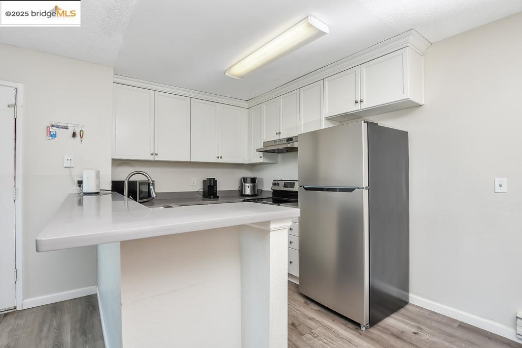 Detail Gallery Image 9 of 21 For 1333 N Camino Alto #249,  Vallejo,  CA 94589 - 3 Beds | 2 Baths