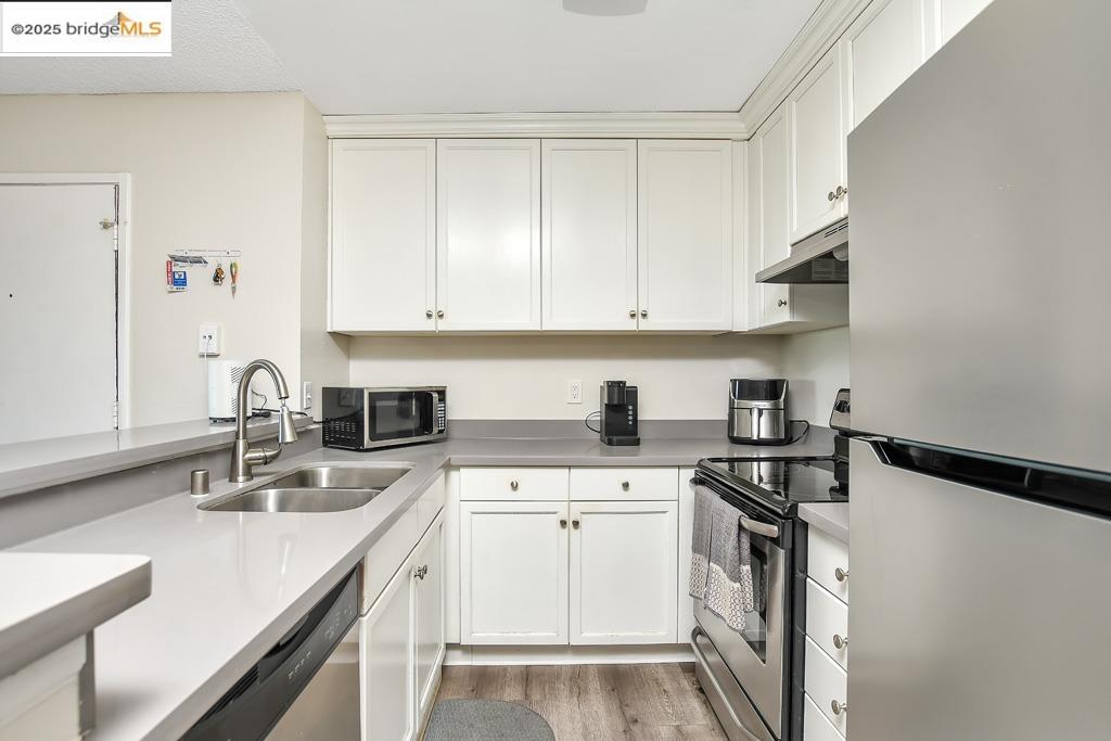 Detail Gallery Image 10 of 21 For 1333 N Camino Alto #249,  Vallejo,  CA 94589 - 3 Beds | 2 Baths