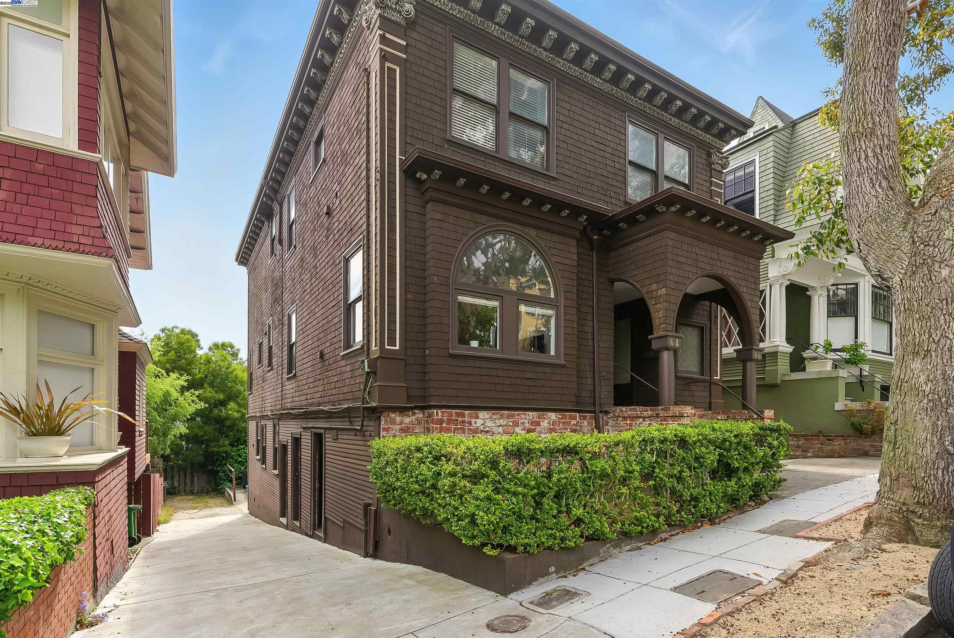 Thumbnail for 64-66 Woodland Ave, San Francisco, CA 94117