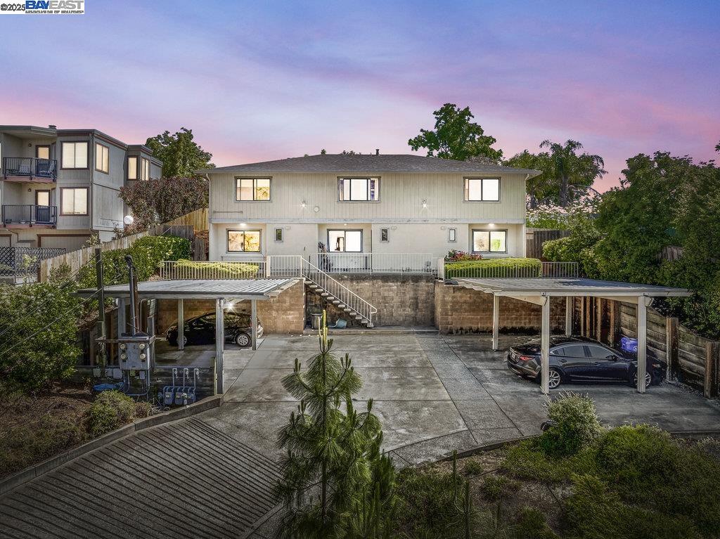 Detail Gallery Image 2 of 60 For 21000 Ocean View Dr, Hayward,  CA 94541 - – Beds | – Baths