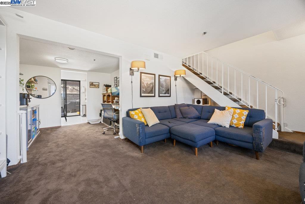 Detail Gallery Image 41 of 60 For 21000 Ocean View Dr, Hayward,  CA 94541 - – Beds | – Baths