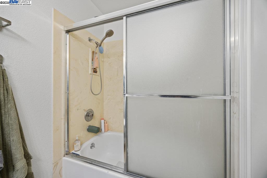 Detail Gallery Image 51 of 60 For 21000 Ocean View Dr, Hayward,  CA 94541 - – Beds | – Baths