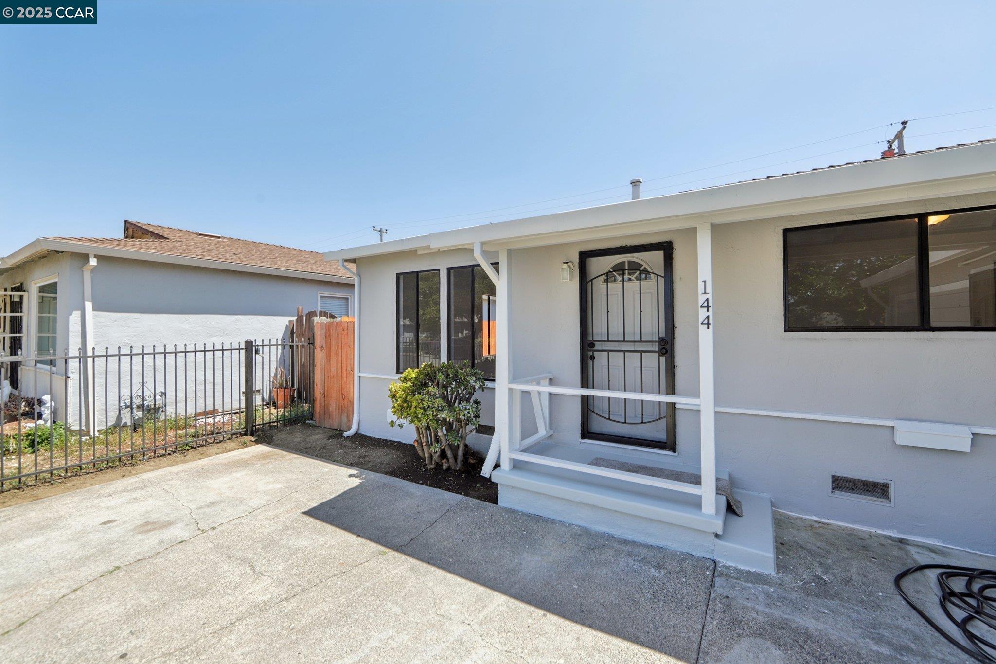 Detail Gallery Image 6 of 24 For 144 Rounds St, Vallejo,  CA 94589 - 3 Beds | 2 Baths