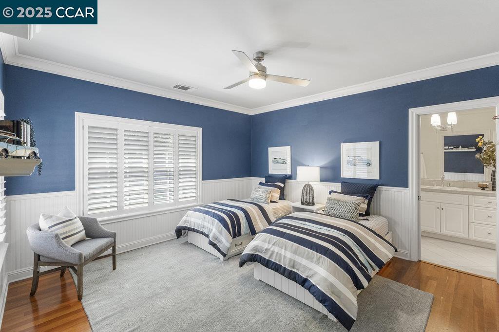 Detail Gallery Image 32 of 49 For 1826 Alameda Diablo, Diablo,  CA 94528 - 5 Beds | 4/1 Baths