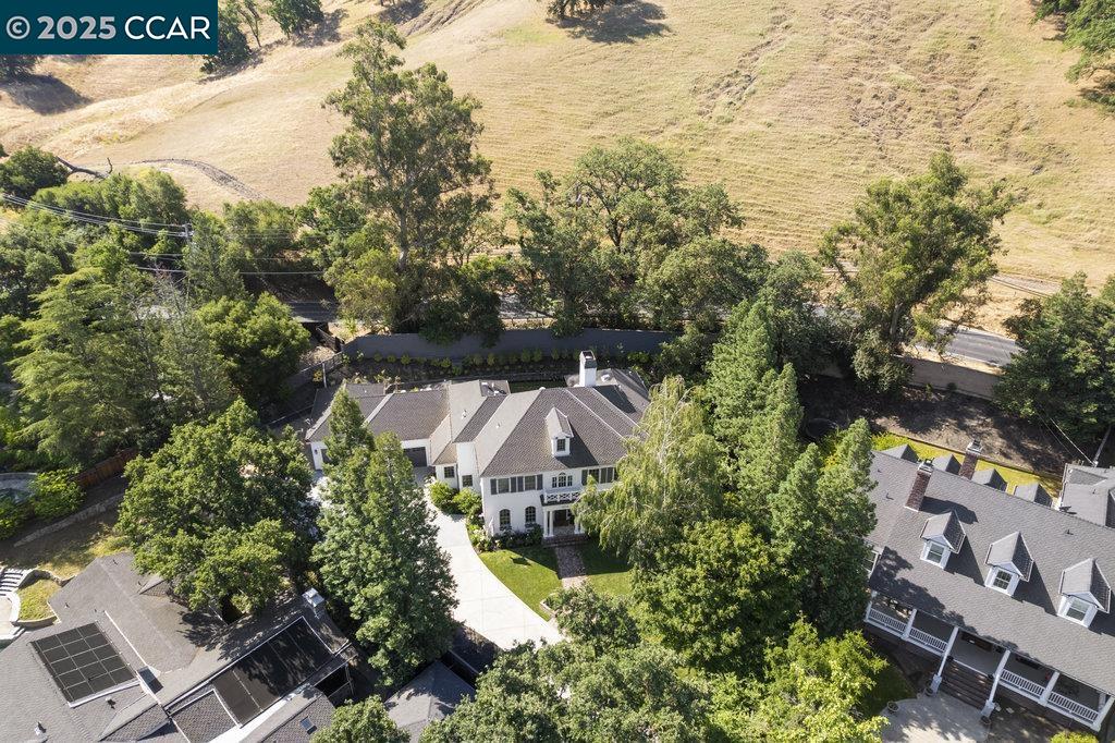 Detail Gallery Image 48 of 49 For 1826 Alameda Diablo, Diablo,  CA 94528 - 5 Beds | 4/1 Baths