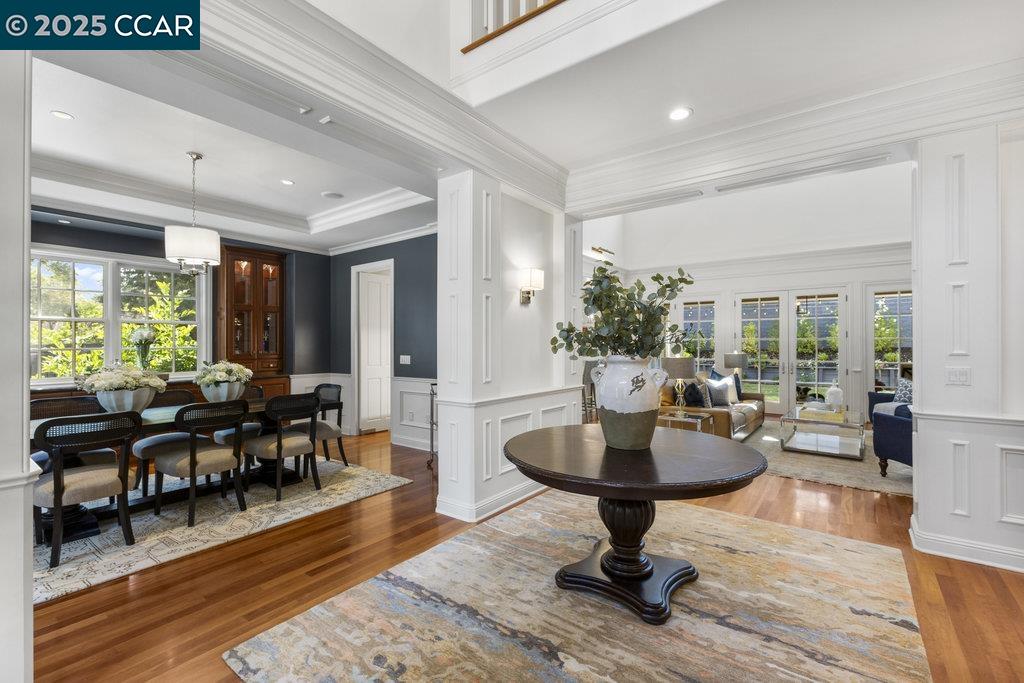 Detail Gallery Image 6 of 49 For 1826 Alameda Diablo, Diablo,  CA 94528 - 5 Beds | 4/1 Baths