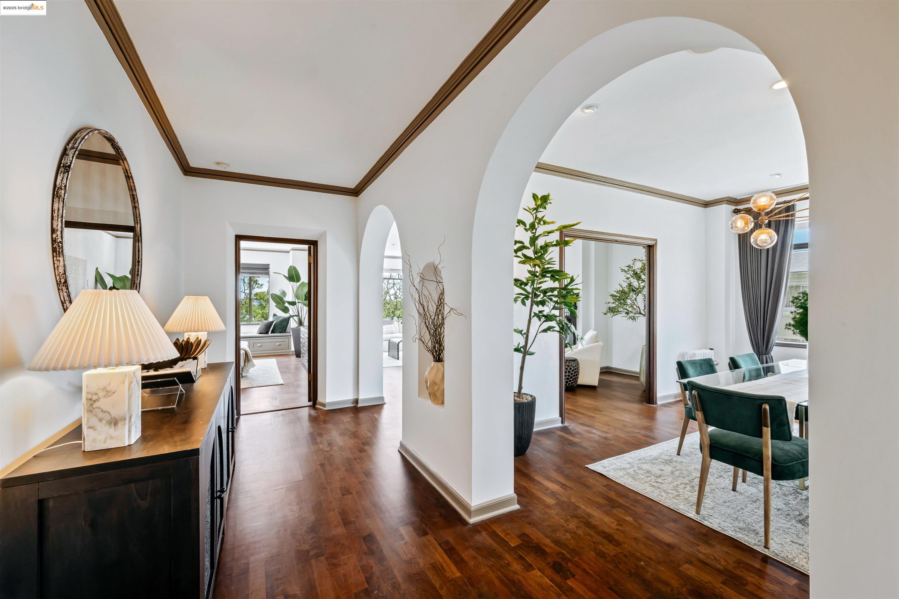 Browse active condo listings in THE BELLEVUE STATEN