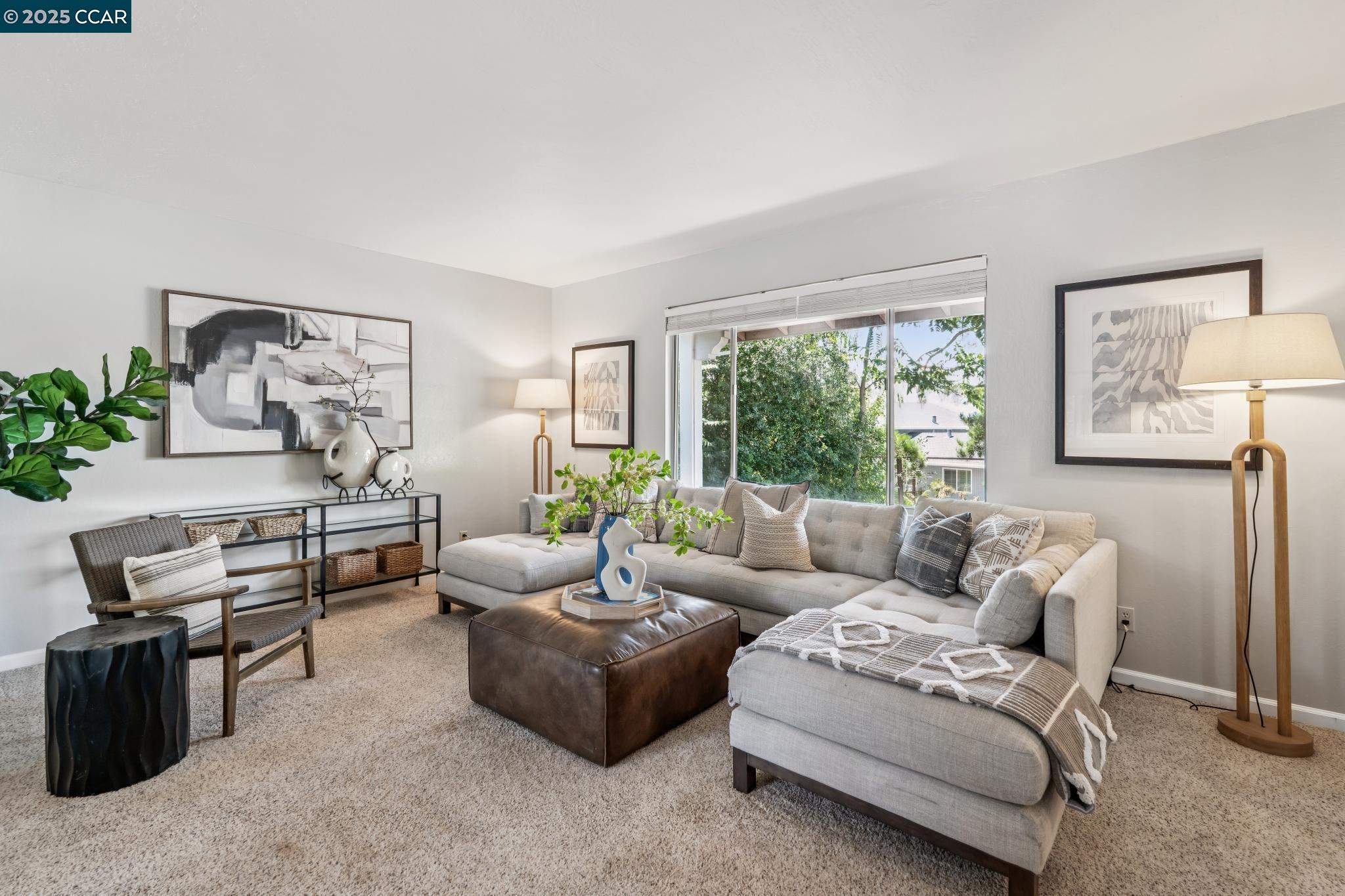 Detail Gallery Image 10 of 49 For 316 Zamora Pl, Danville,  CA 94526 - 5 Beds | 2/1 Baths