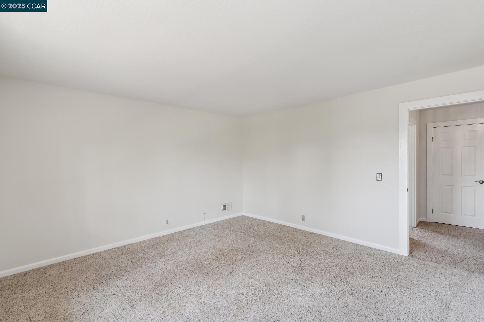 Detail Gallery Image 32 of 49 For 316 Zamora Pl, Danville,  CA 94526 - 5 Beds | 2/1 Baths