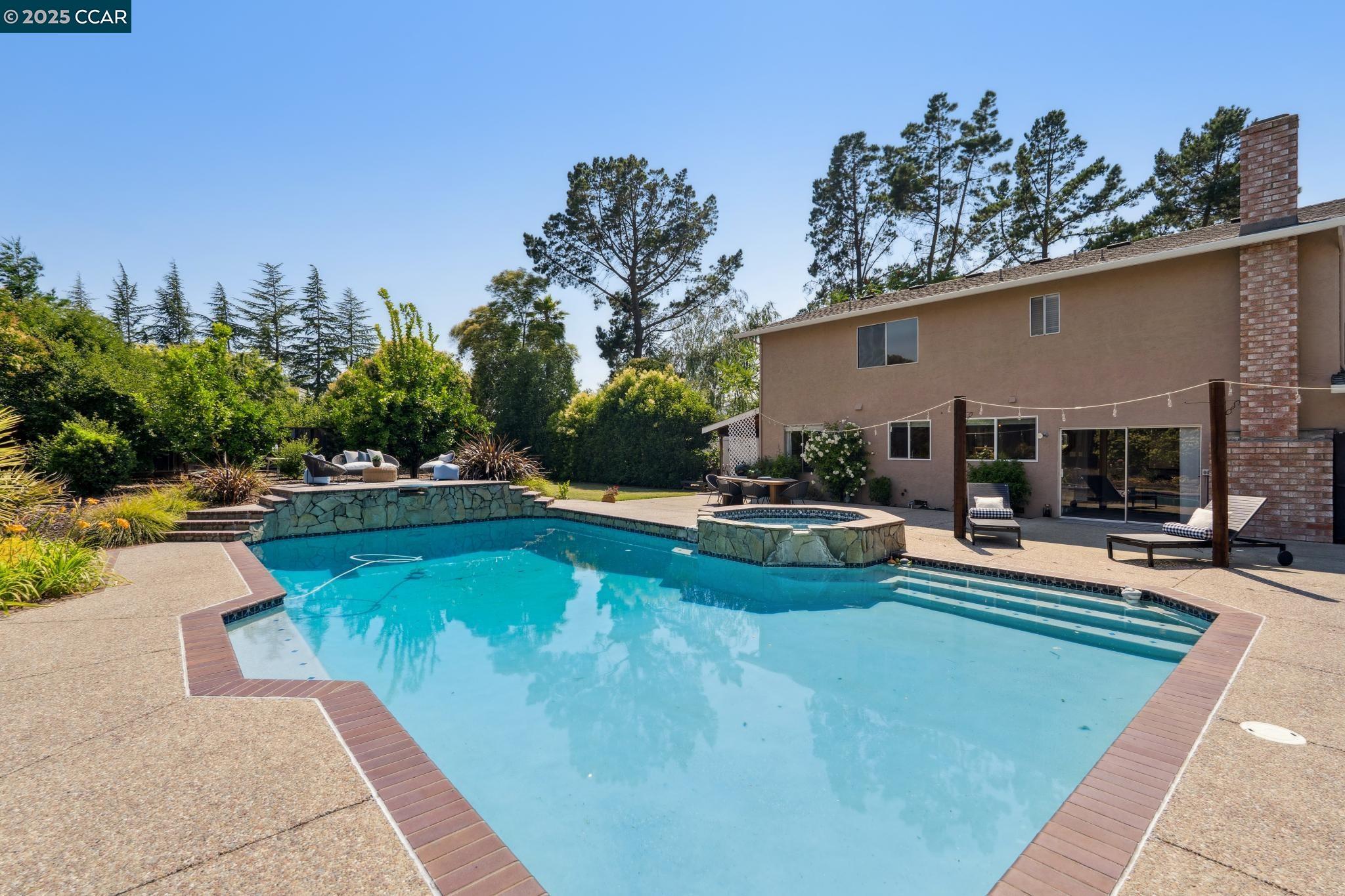 Detail Gallery Image 39 of 49 For 316 Zamora Pl, Danville,  CA 94526 - 5 Beds | 2/1 Baths