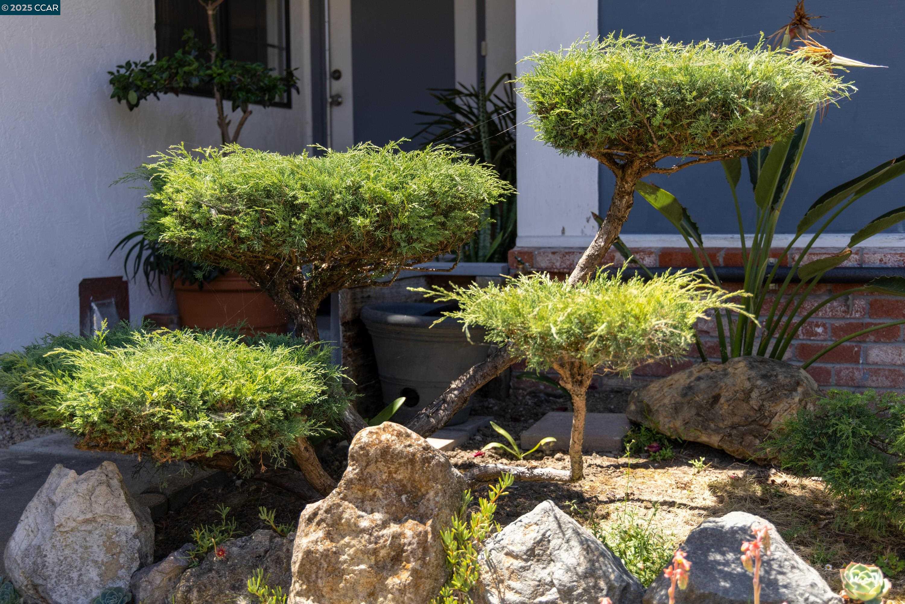 Detail Gallery Image 34 of 34 For 925 Tara Hills Dr, Pinole,  CA 94564 - 3 Beds | 2 Baths