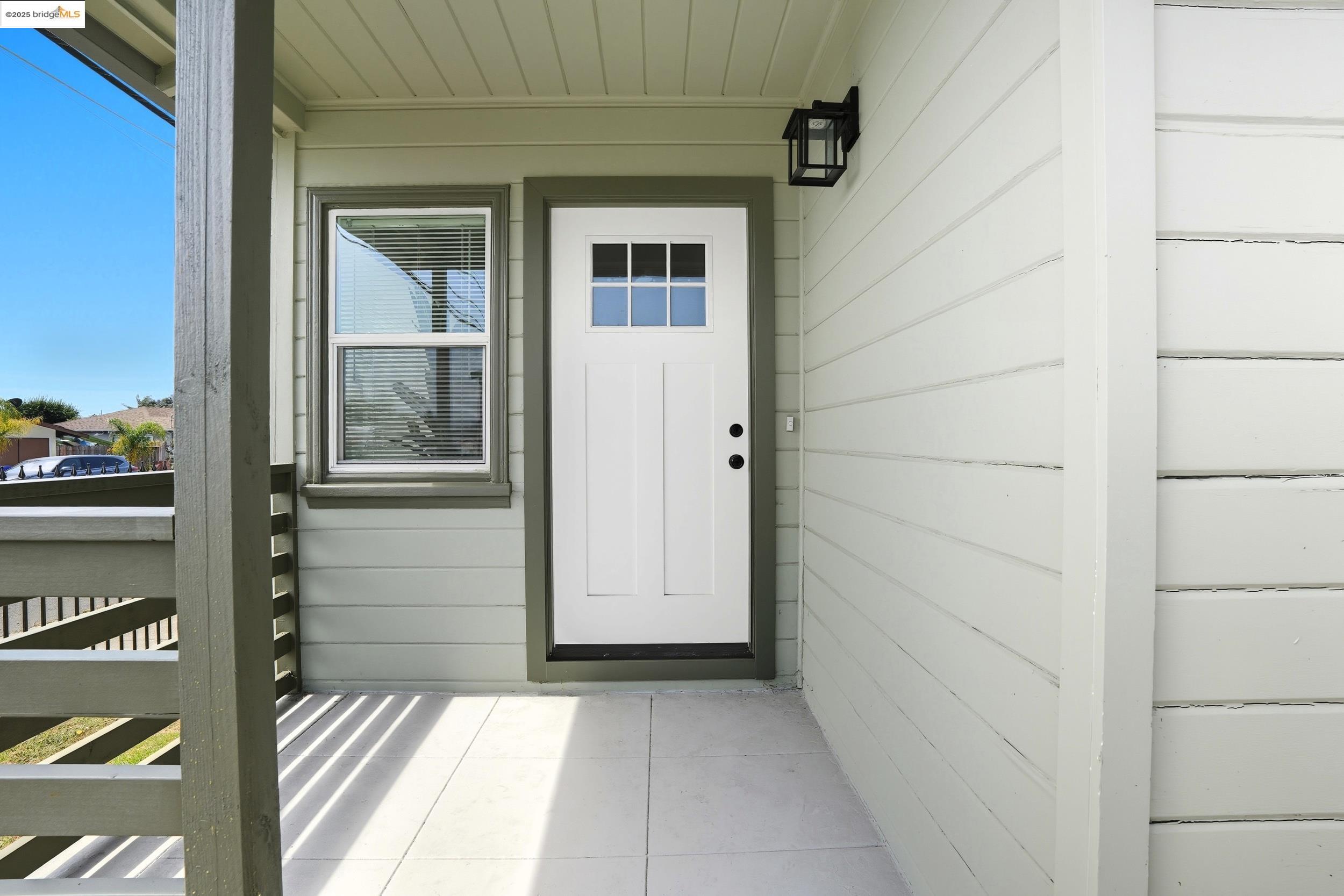 Detail Gallery Image 2 of 38 For 557 S 22nd St, Richmond,  CA 94804 - 3 Beds | 1 Baths