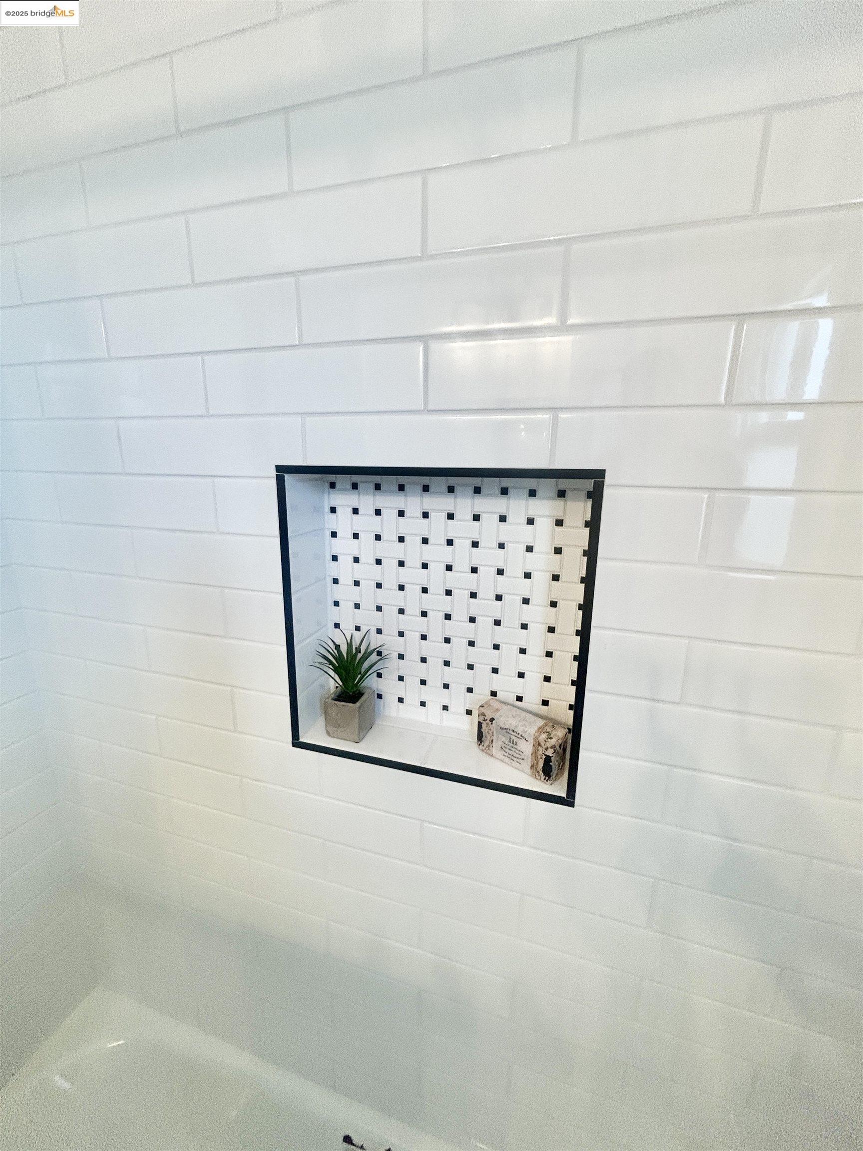 Detail Gallery Image 18 of 38 For 557 S 22nd St, Richmond,  CA 94804 - 3 Beds | 1 Baths