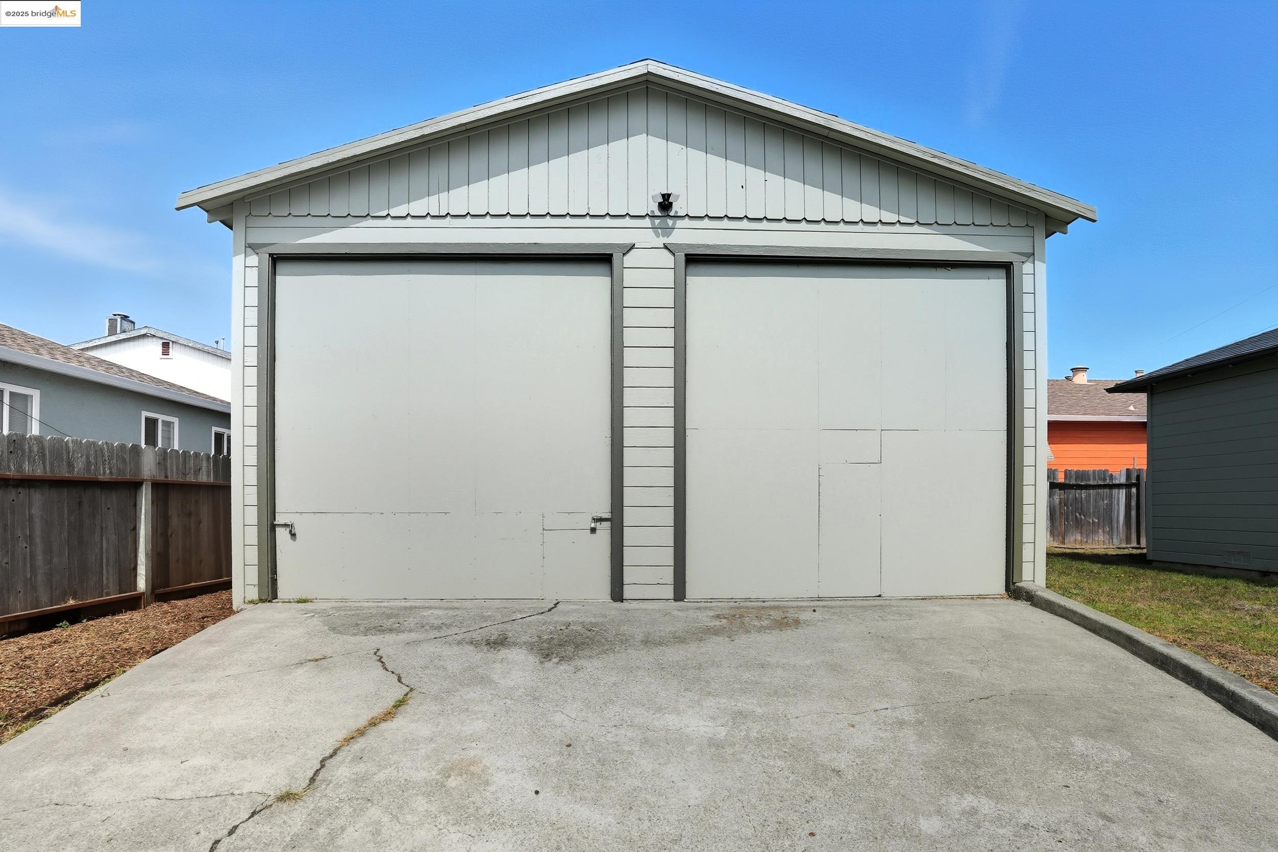 Detail Gallery Image 29 of 38 For 557 S 22nd St, Richmond,  CA 94804 - 3 Beds | 1 Baths